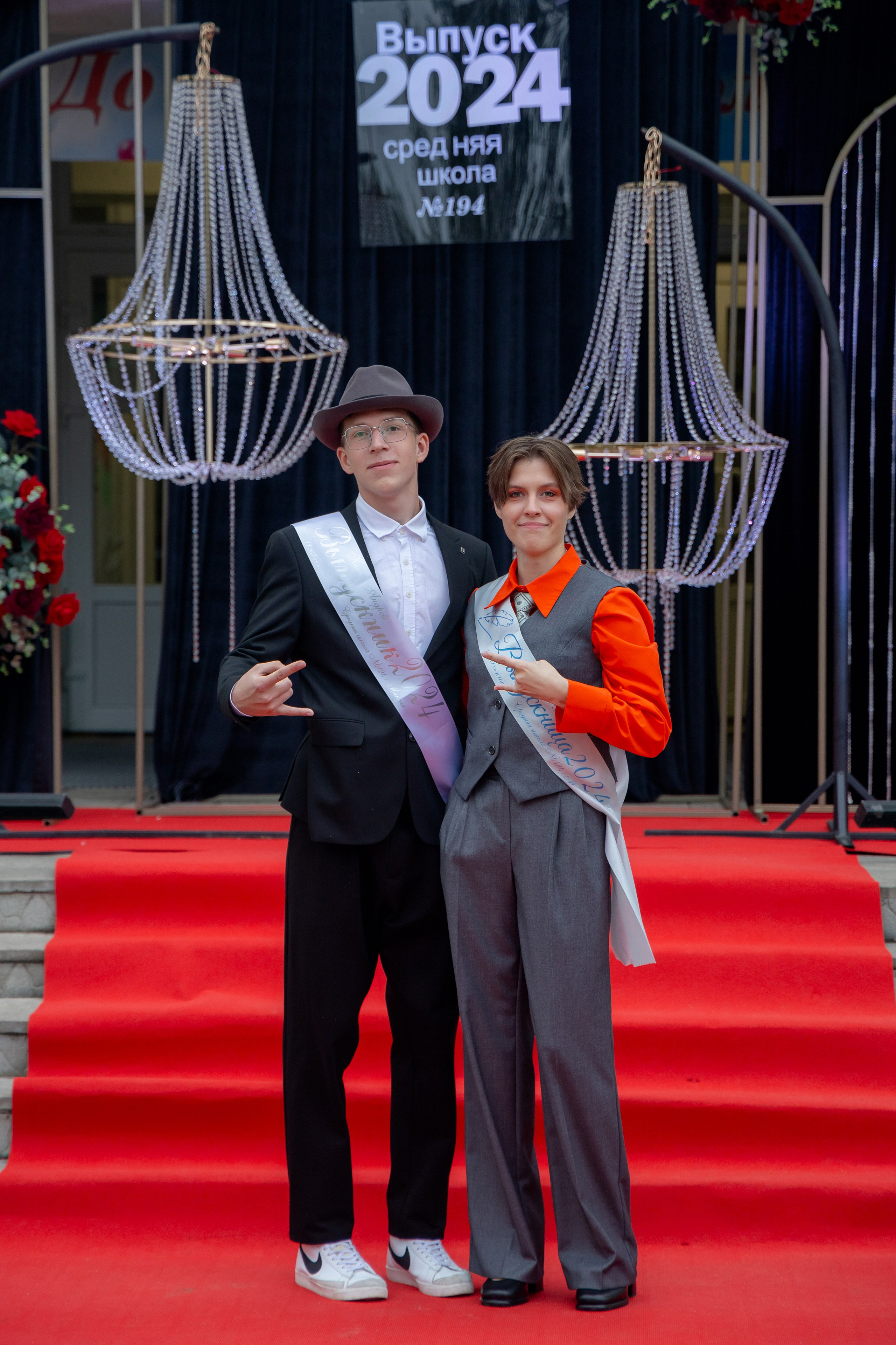 Школьный выпускной 2024 год в Соколе (Минск). Свадебный фотограф в Минске/Беларуси Сергей Спиридонов