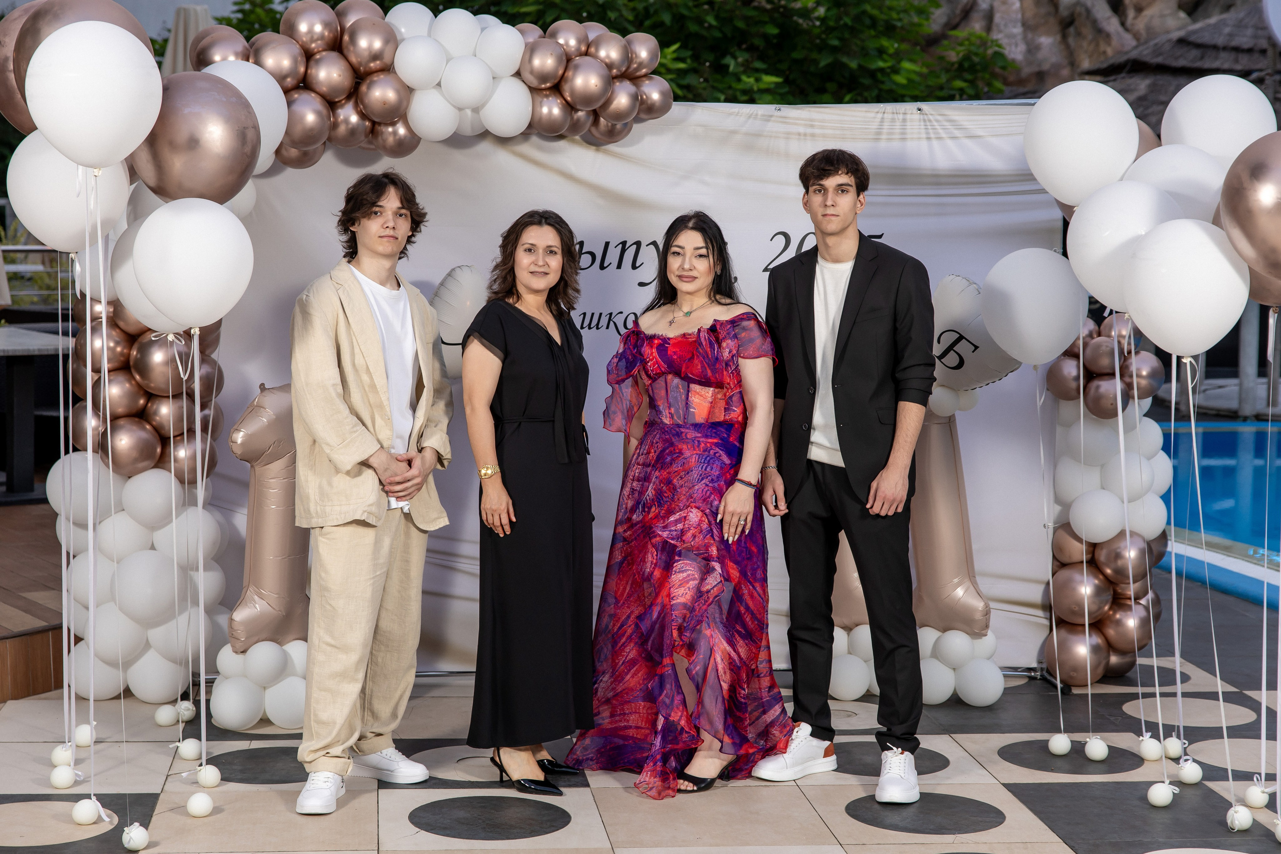 Выпускной 3 школа 25 год. Семейный и свадебный фотограф в Геленджике Михаил Шматов