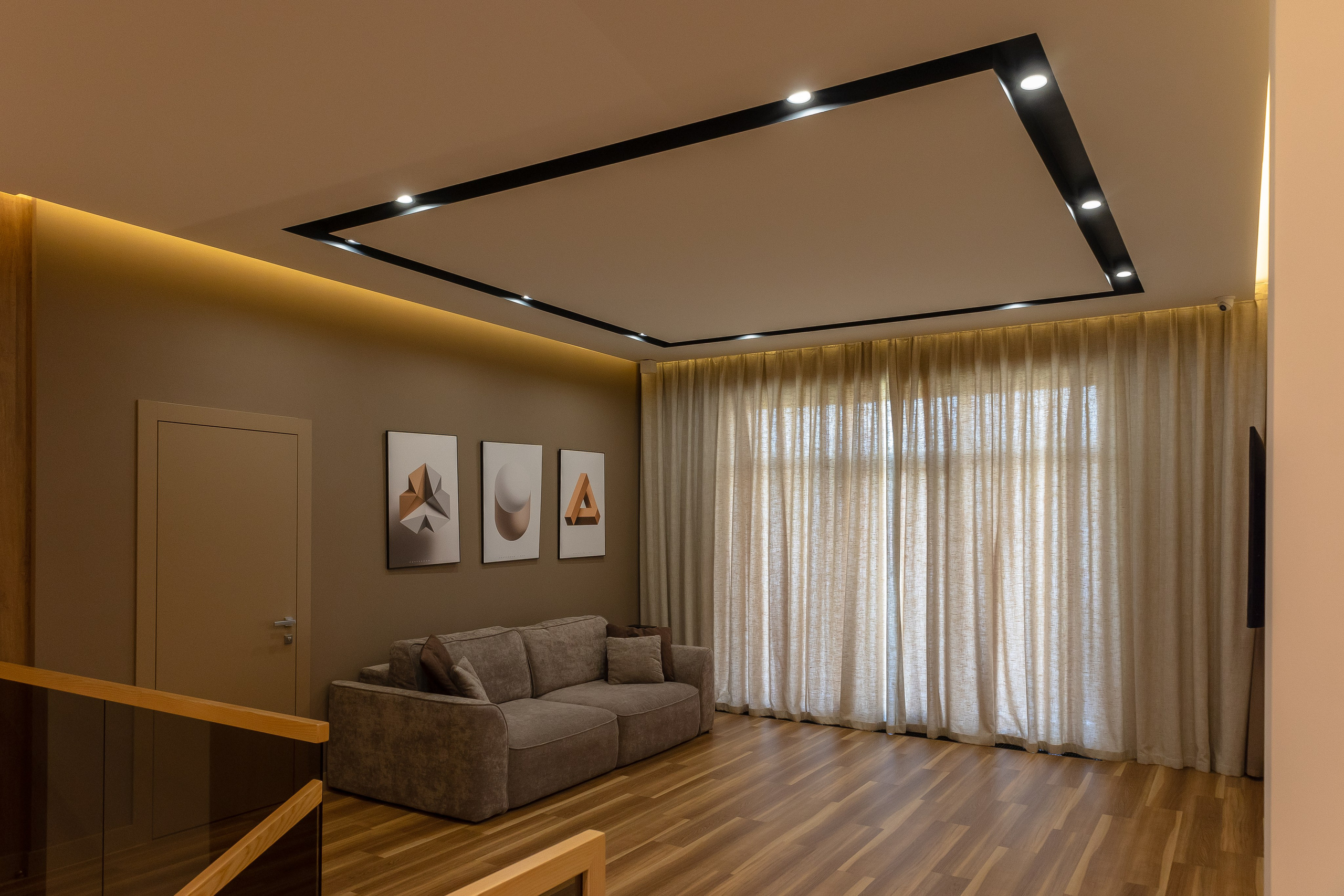 Дом 1. Фотограф Антон Катунин | Симферополь