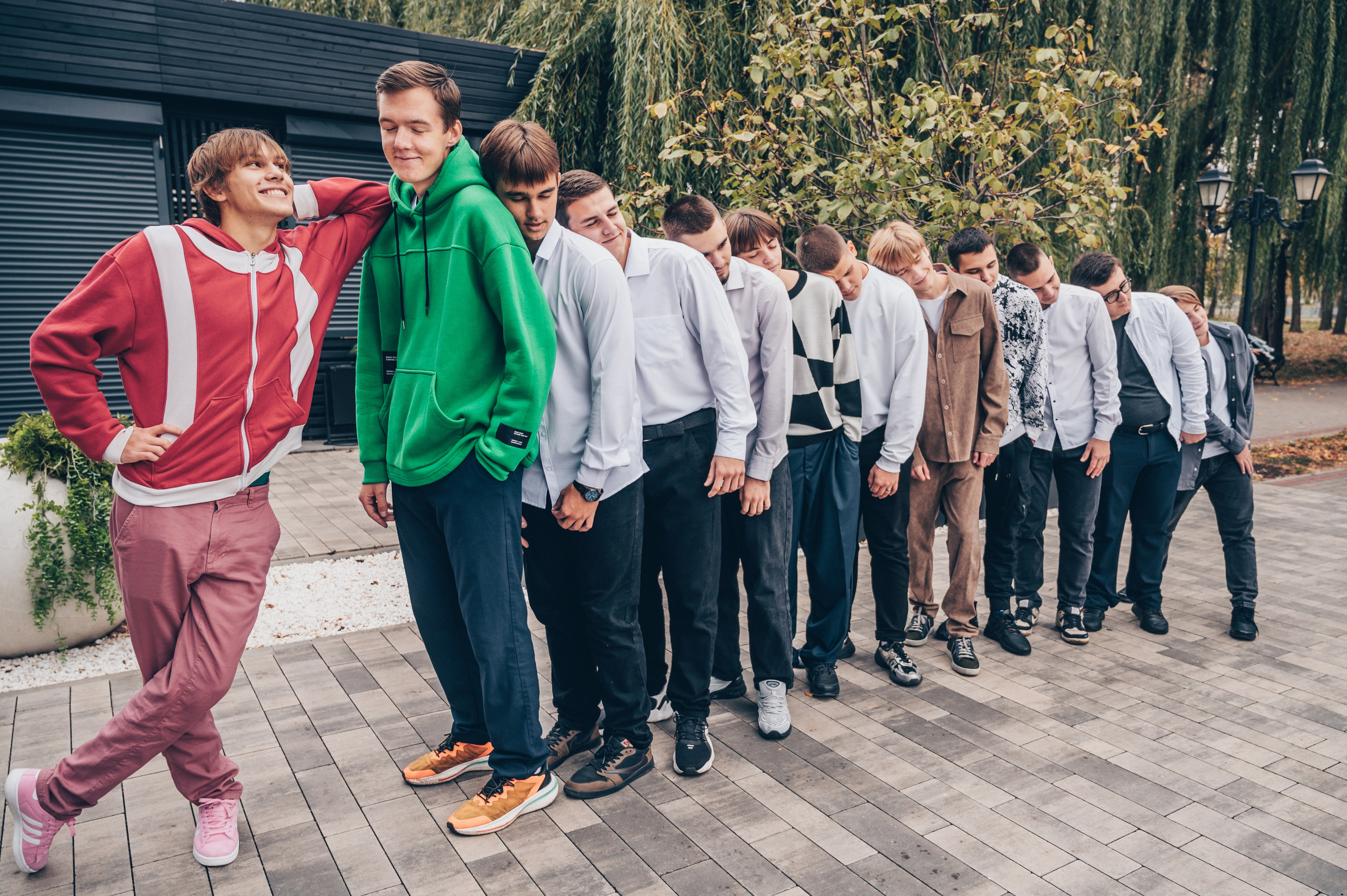 В парке. Выпускные альбомы и Школьный фотограф в Алексеевке, Бирюче, Красном