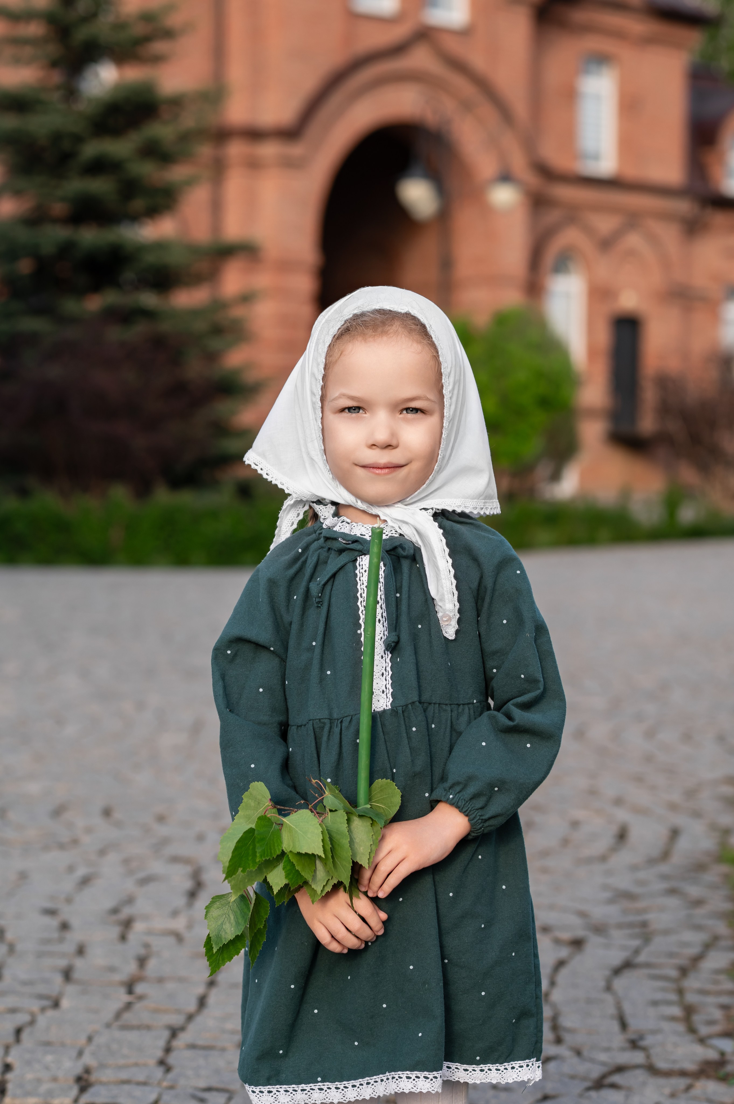 Съемка двух сестричек. Церковный фотограф на Таинство Крещения и Венчания в Оренбурге и Оренбургской области Екатерина Белкина