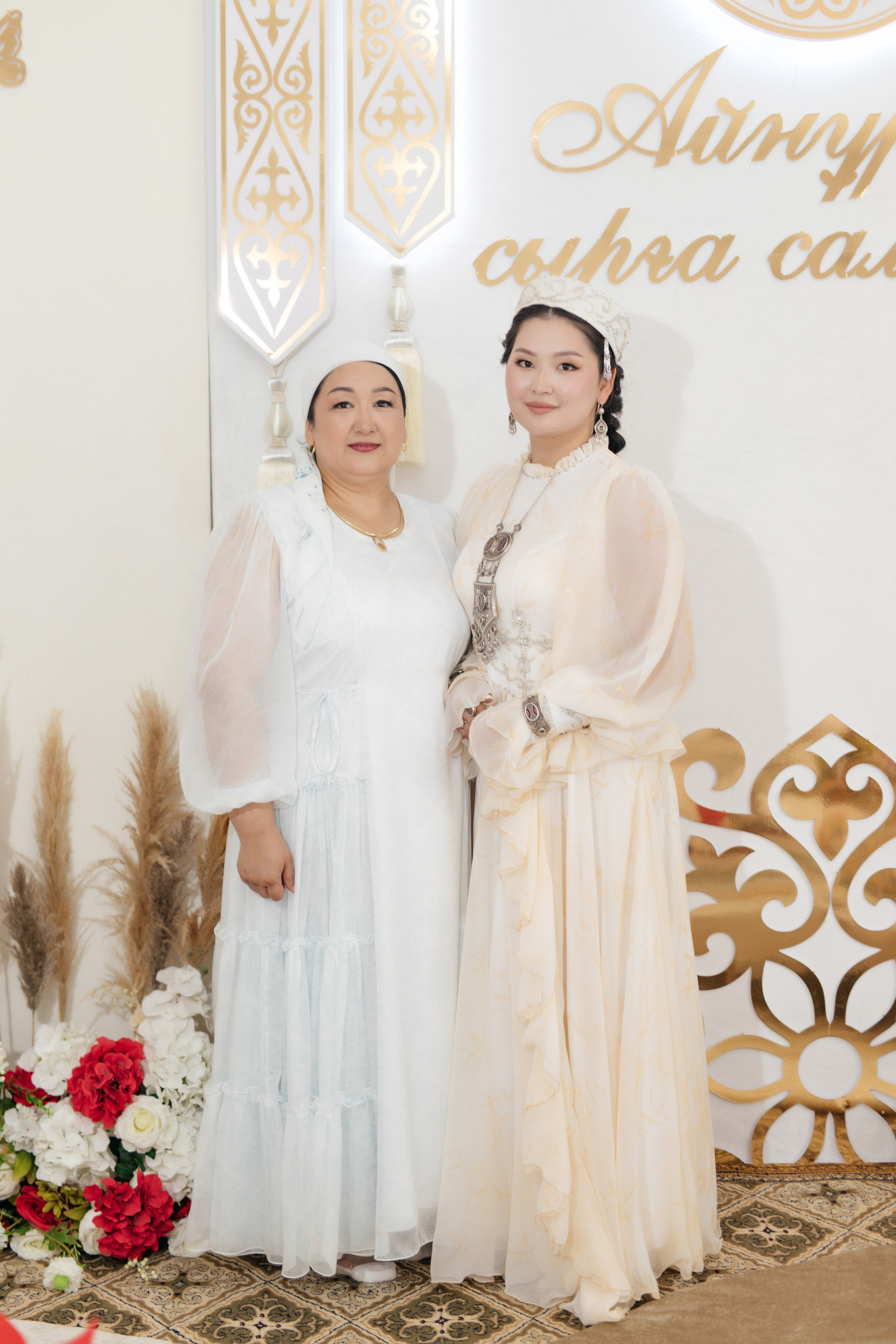 Aynur — syrğa salu. Wedding and Love story Photographer