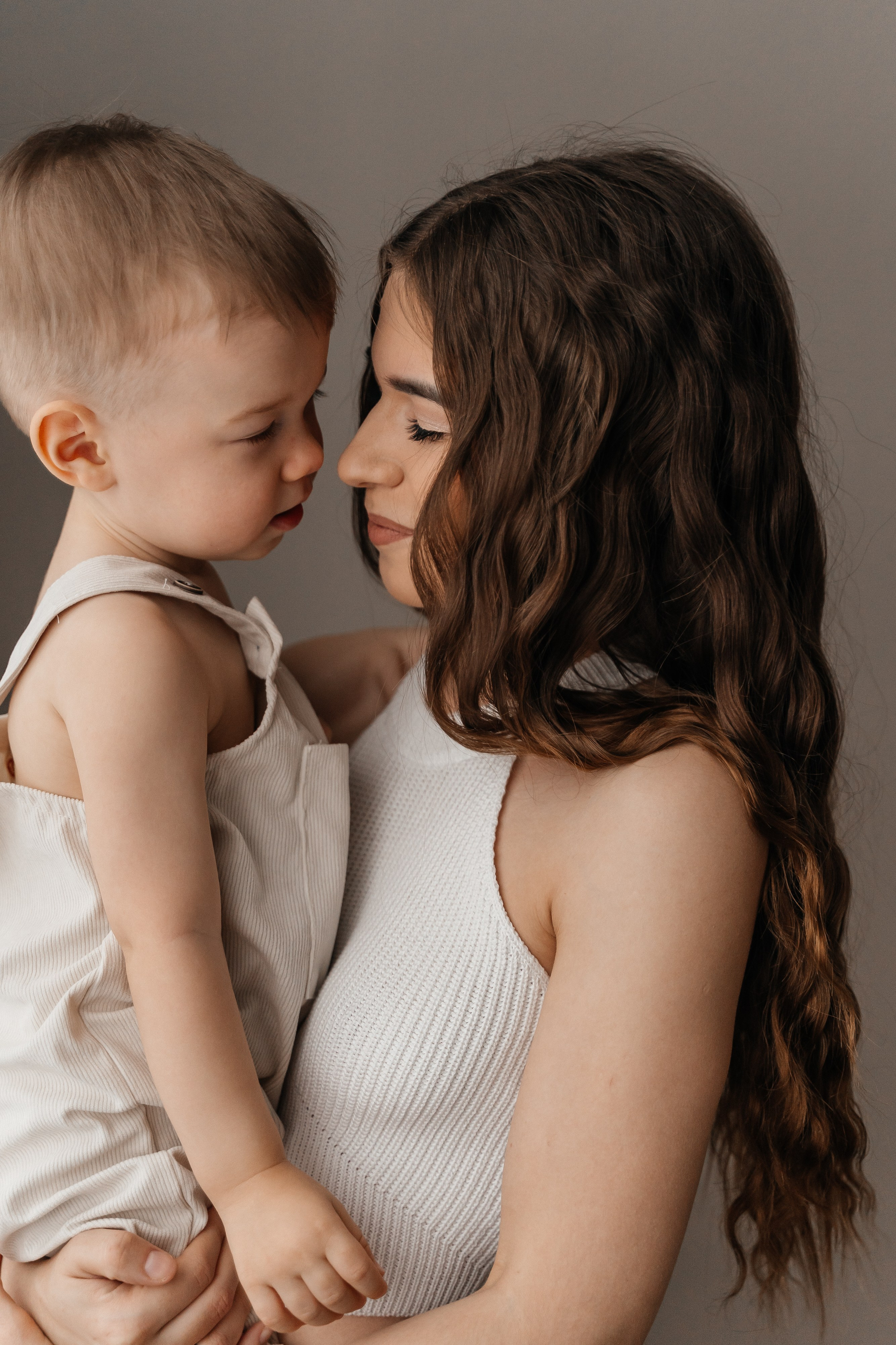 Вадим, Юля и Мирон. Волик Мария