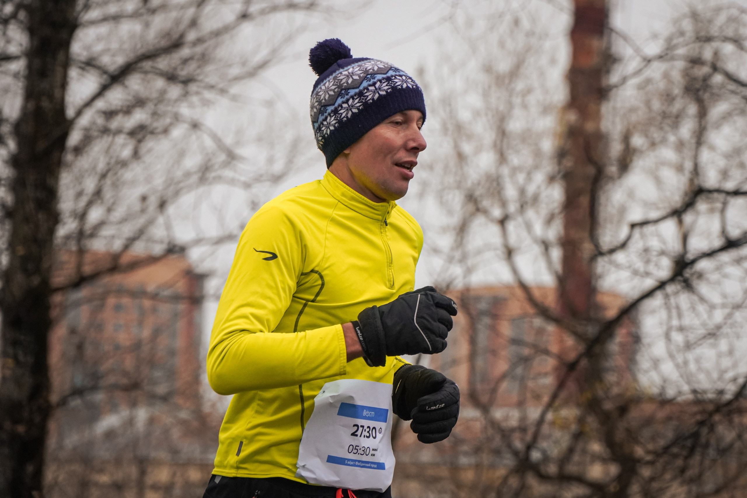 5 вёрст Реутов 16.11.2024. Роман Капилюшов. Бег. Фото. Видео. г. Люберцы