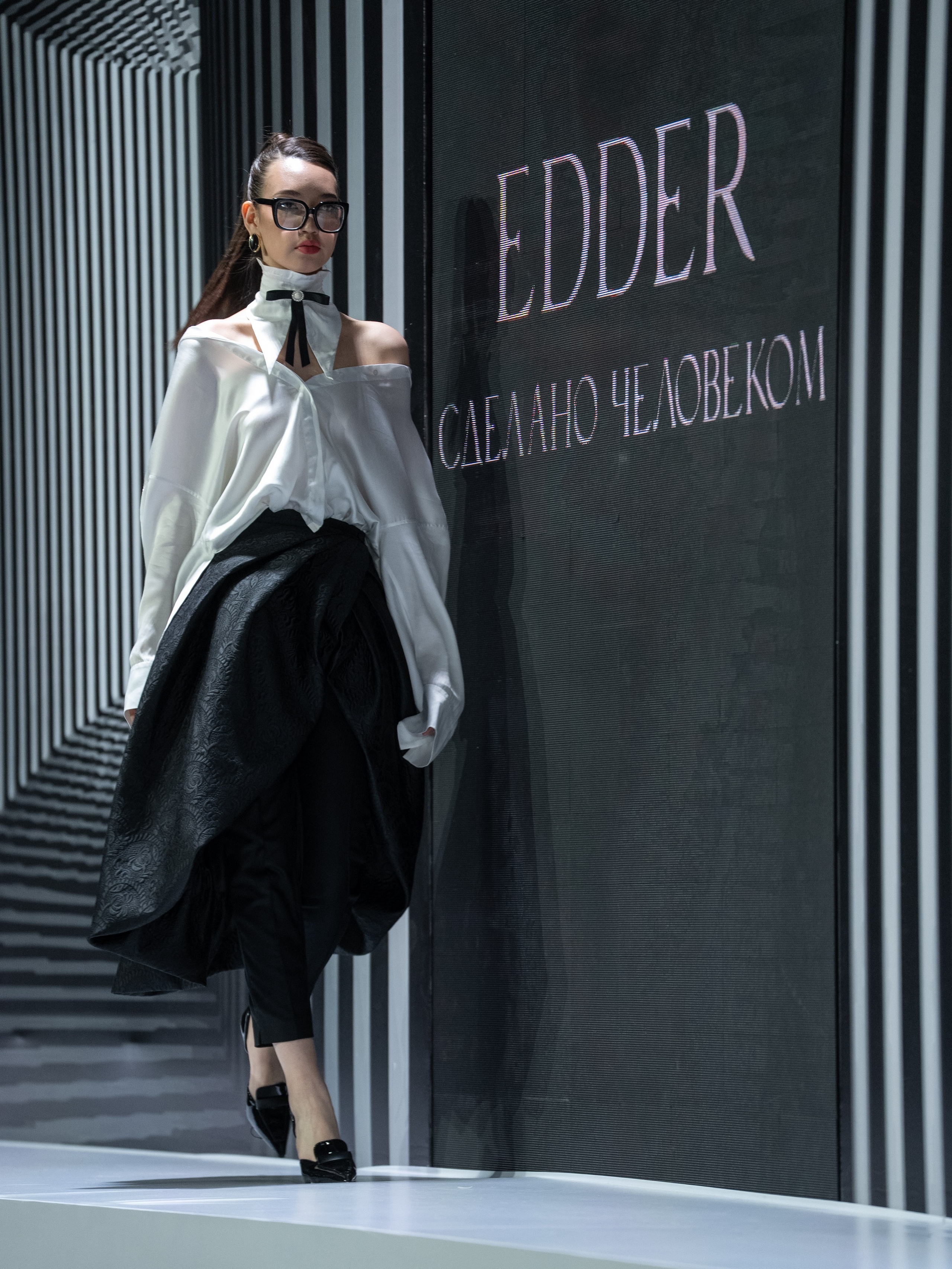 EDDER (Светлана и Геннадий Ткачевы, Россия). Сайт Алматинского НЮ АРТ, будуар и фэшн фотографа Дениса Карпенко