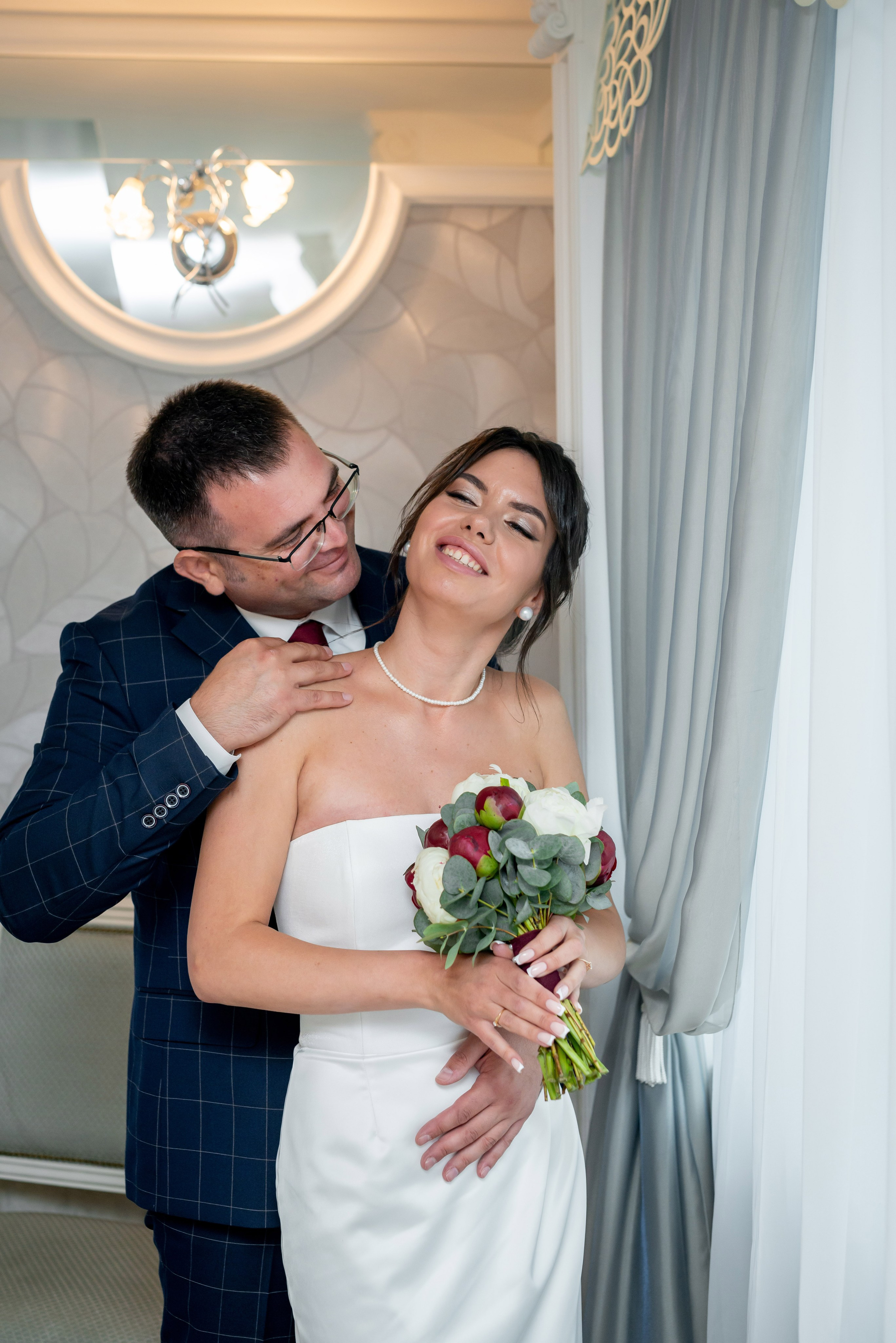 Евгений и Александра (фотосессия под дождём на Исаакиевской площади, свадебная прогулка на Финском заливе). Портретный, семейный и свадебный фотограф в Санкт-Петербурге и в Пушкине Ширяев Денис