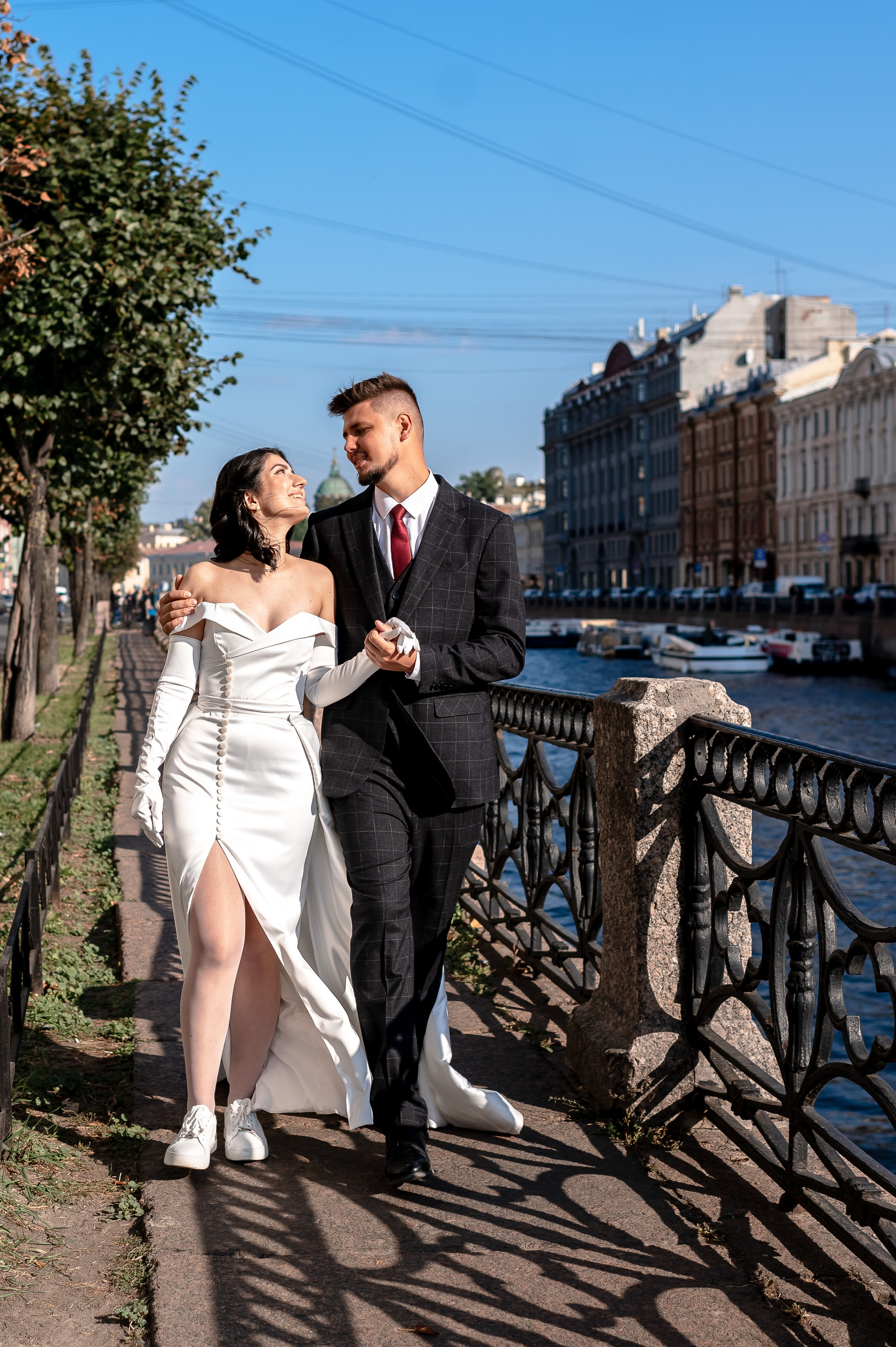 Камерная свадьба в Первом Дворце Бракосочетания №1 на Английской набережной Яны и Евгения. Портретный, семейный и свадебный фотограф в Санкт-Петербурге и в Пушкине Ширяев Денис