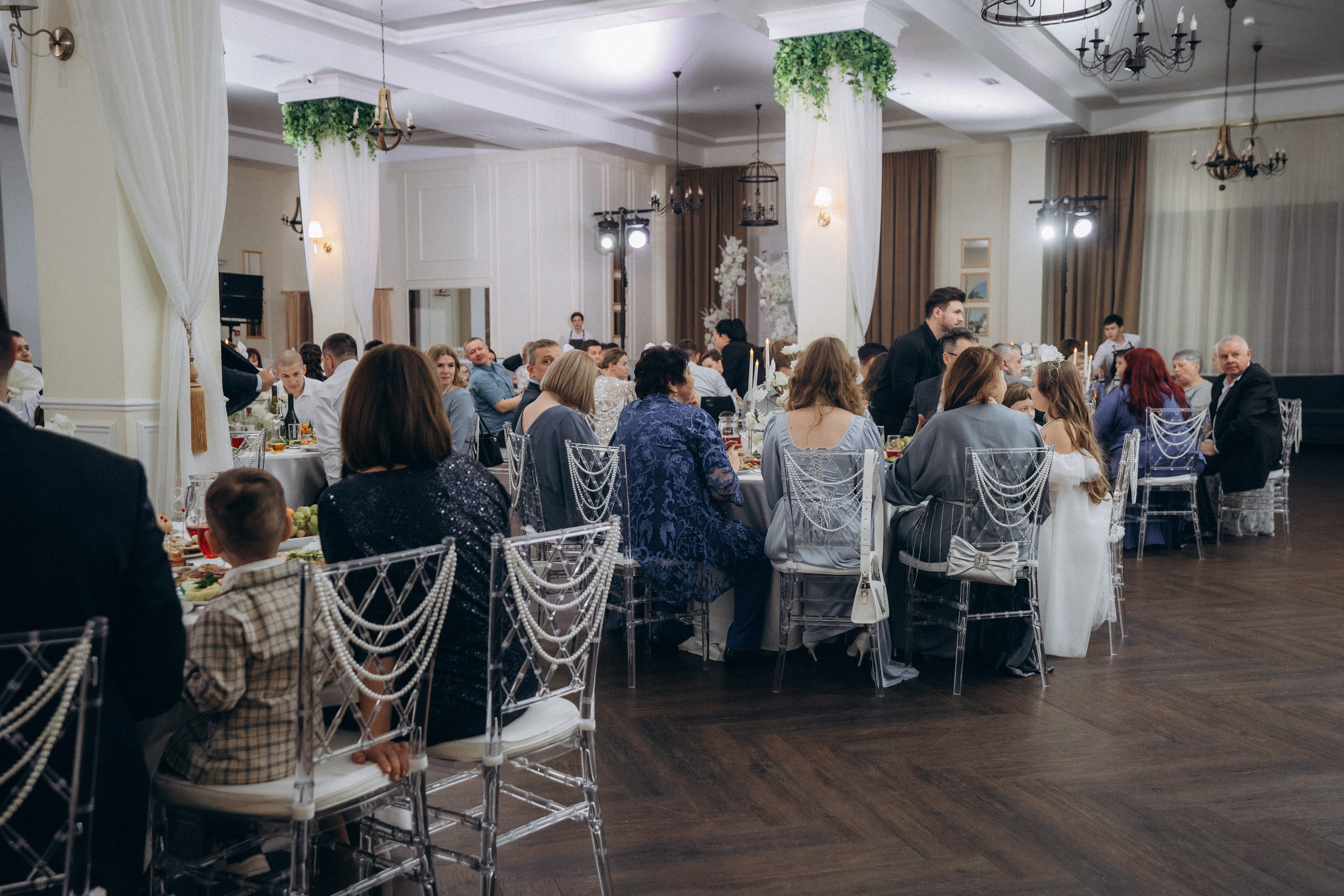 СЬЕМКА СВАДЕБНОГО БАНКЕТА (СНЯТО В СИБИРЕ В НИЖНЕВАРТОВСКЕ). Профессиональный фотограф, Санкт-Петербург — Виктория Богомолова