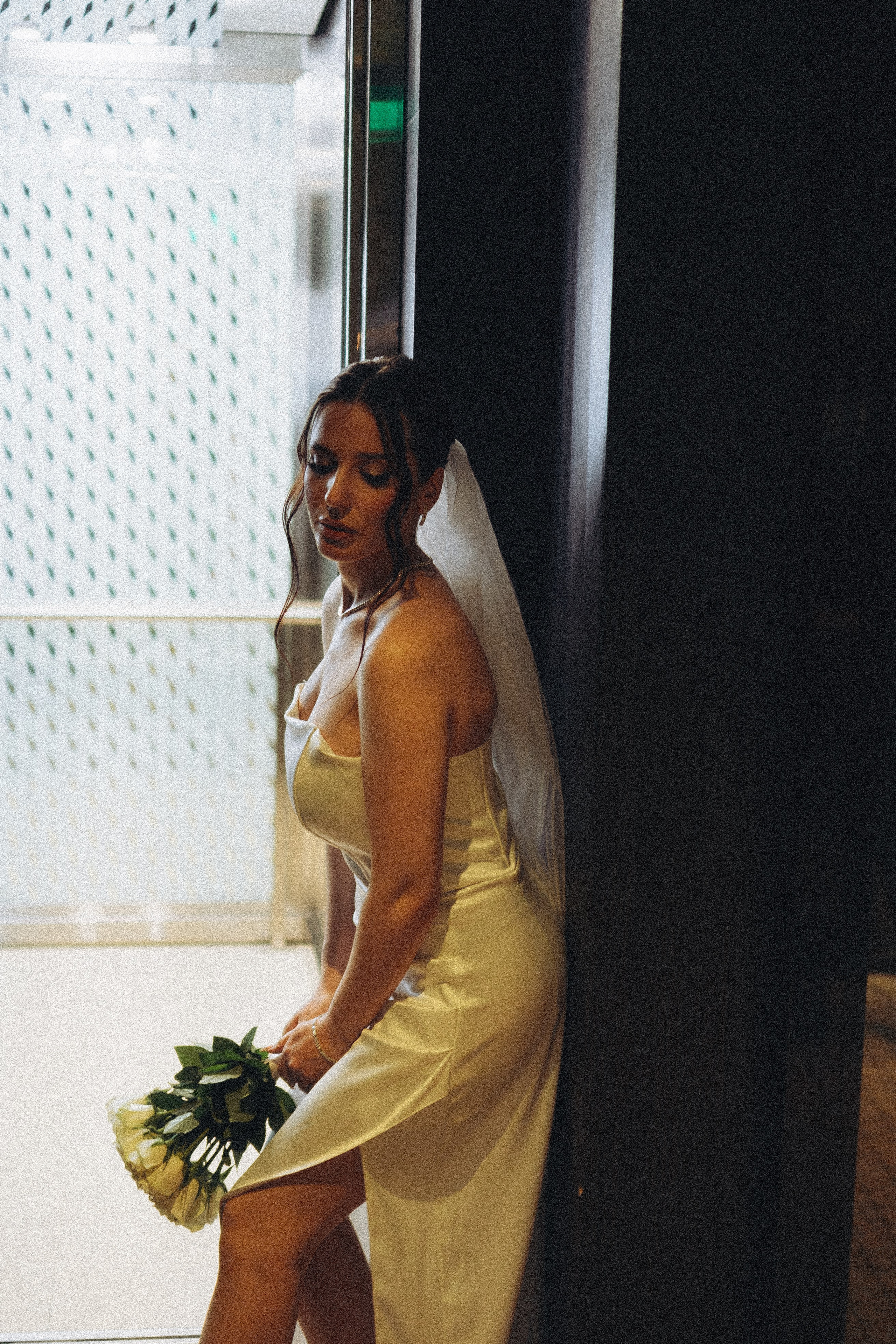 СВАДЕБНАЯ СЬЕМКА СБОРОВ ЖЕНИХА И НЕВЕСТЫ В ОТЕЛЕ И ТАКЖЕ ФОТОСЕССИИЯ В ОТЕЛЕЕ МЕГАПОЛИС БРЯНСК. Профессиональный фотограф, Санкт-Петербург — Виктория Богомолова