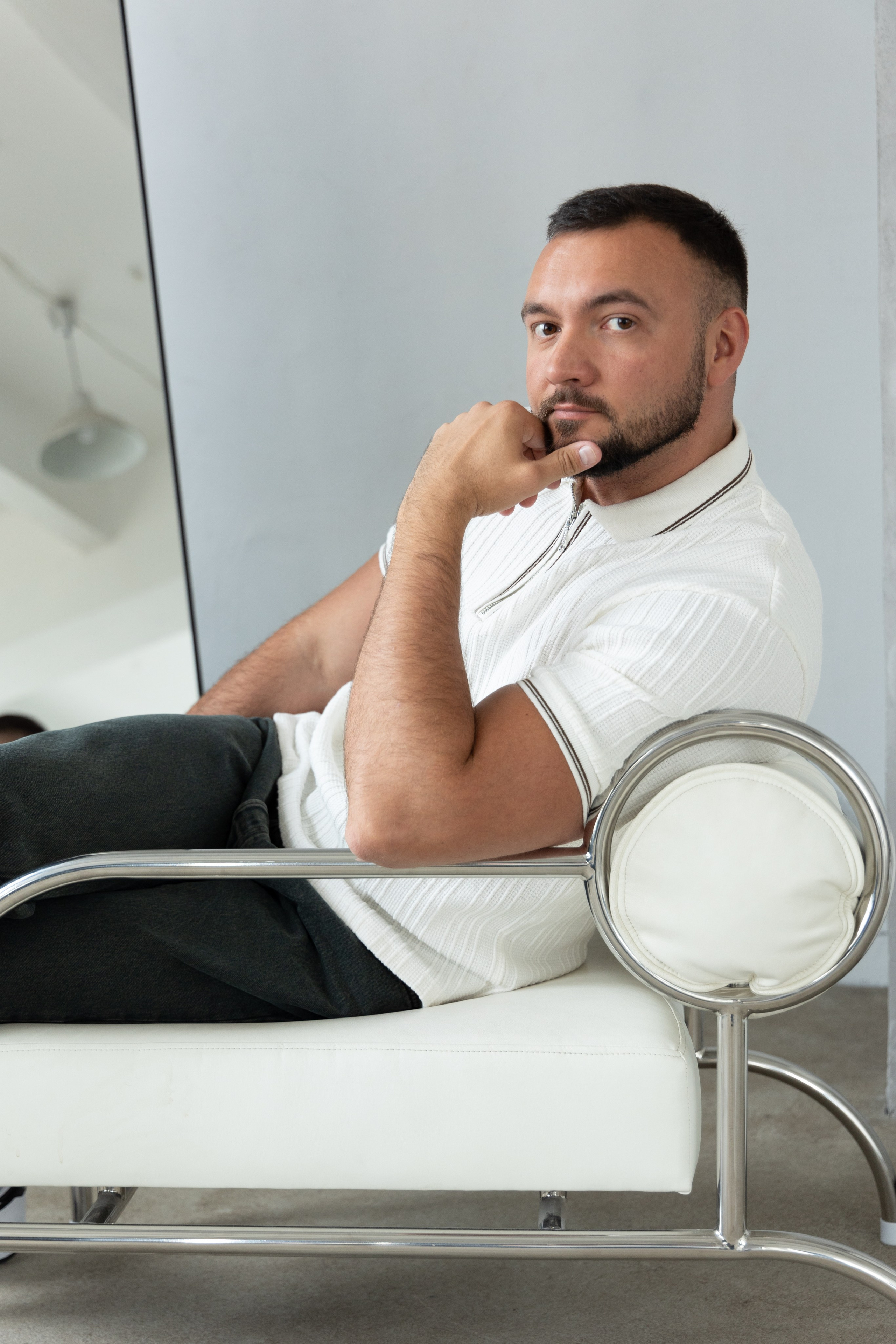 Артем. Главная