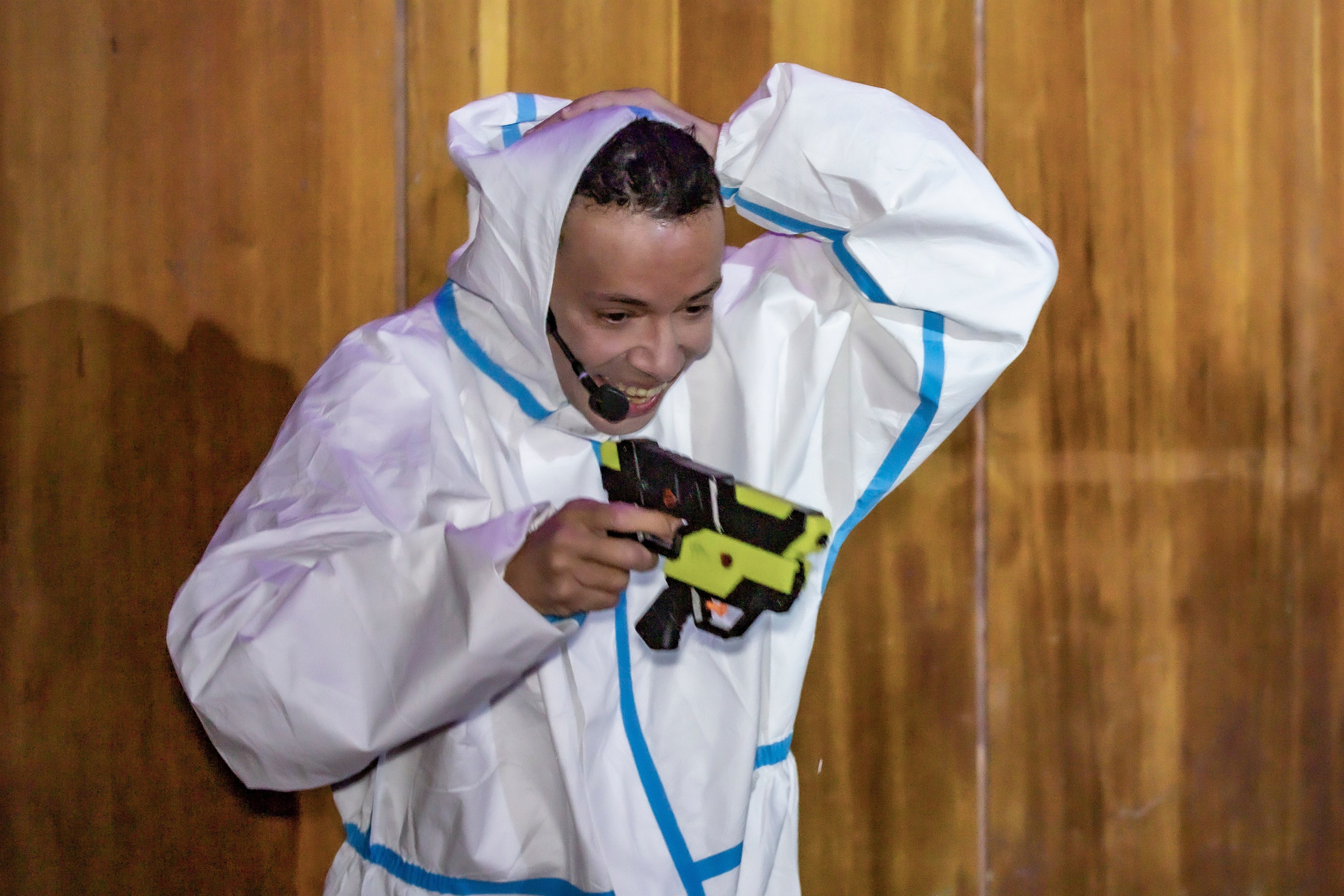 Тараканище спектакль кукольного театра Саквояж — премьера. Фотограф в Сочи Юрий Шептаев