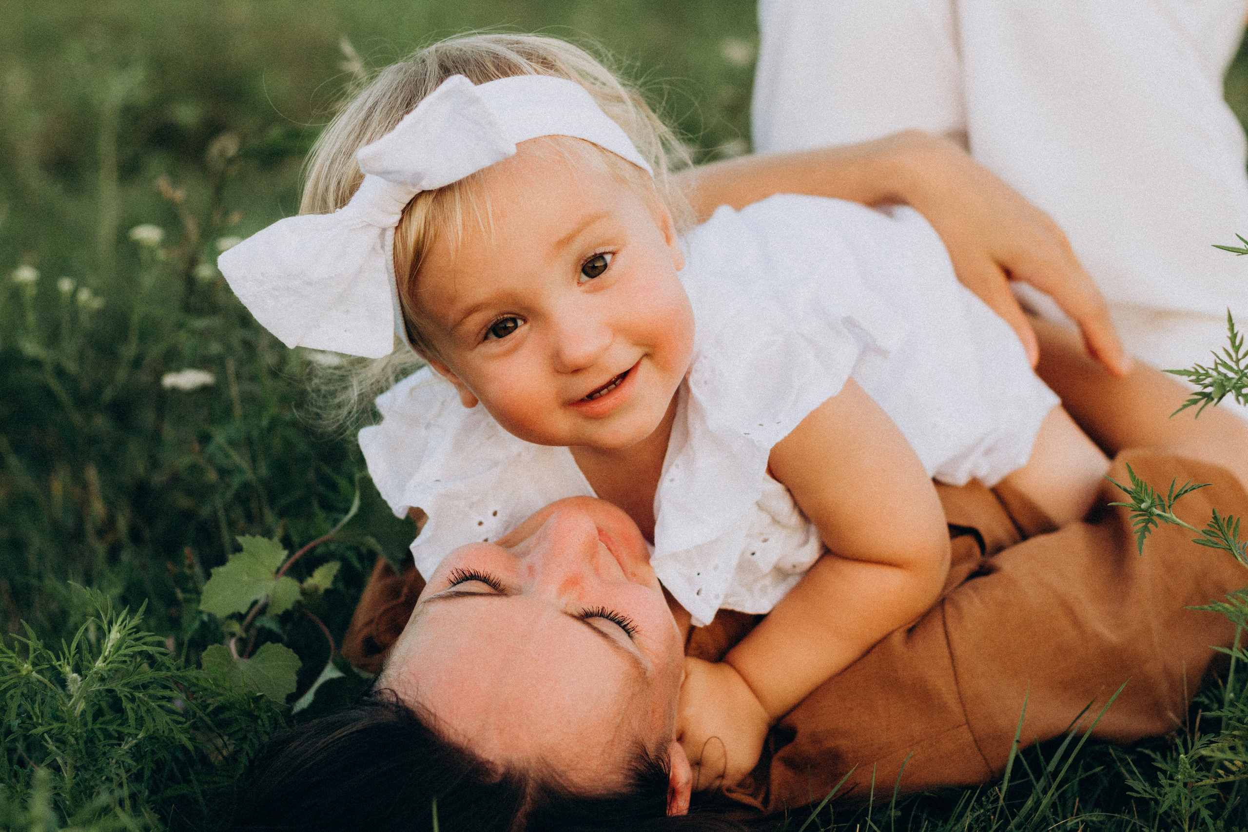 Мама и дочь Оля и Агата. Семейный фотограф в Ростове-на-Дону Безкишкина Татьяна