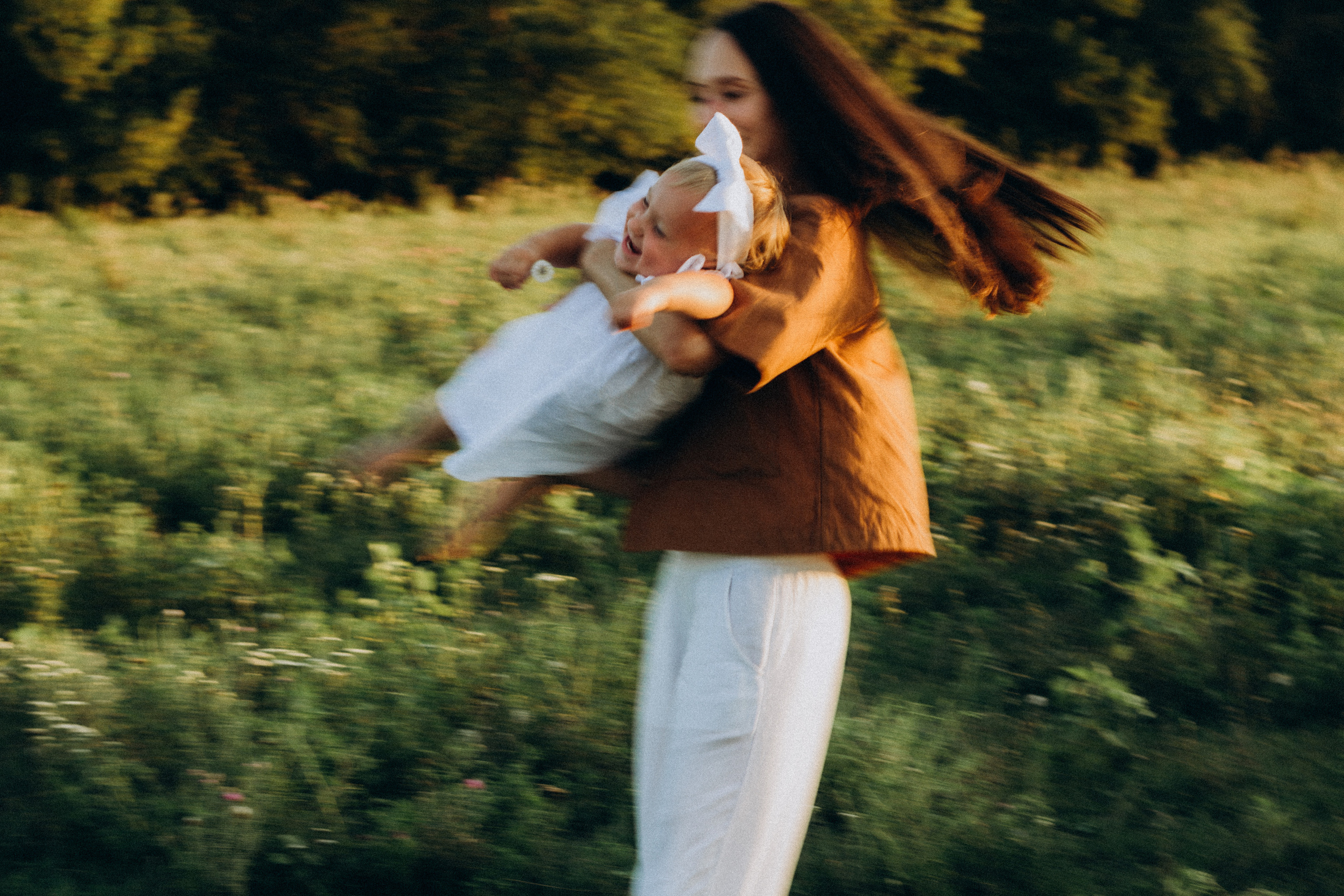 Мама и дочь Оля и Агата. Семейный фотограф в Ростове-на-Дону Безкишкина Татьяна
