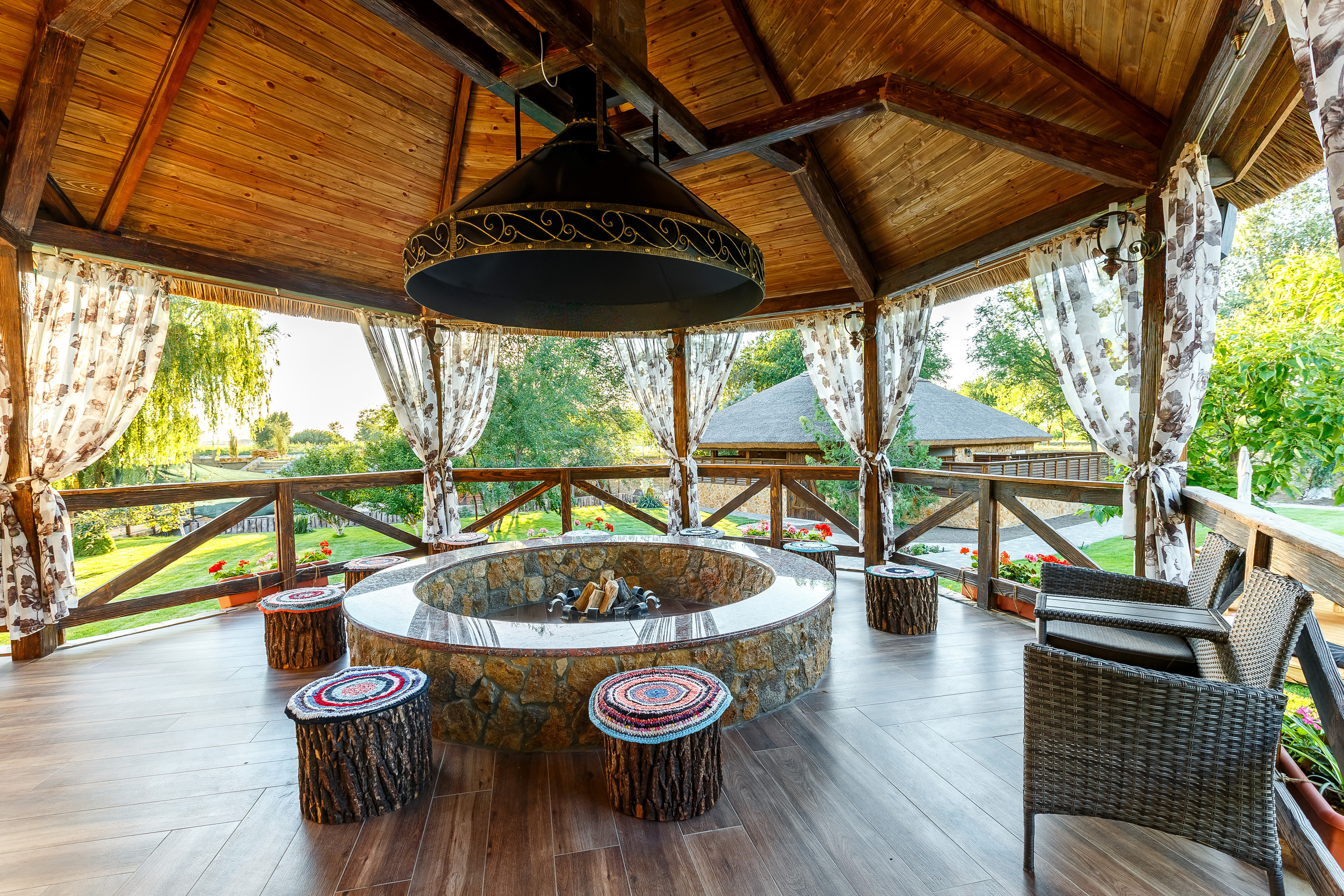 Рекламная съемка в Краснодаре. Видеограф Краснодар Анапа Сочи | Feeling Movies