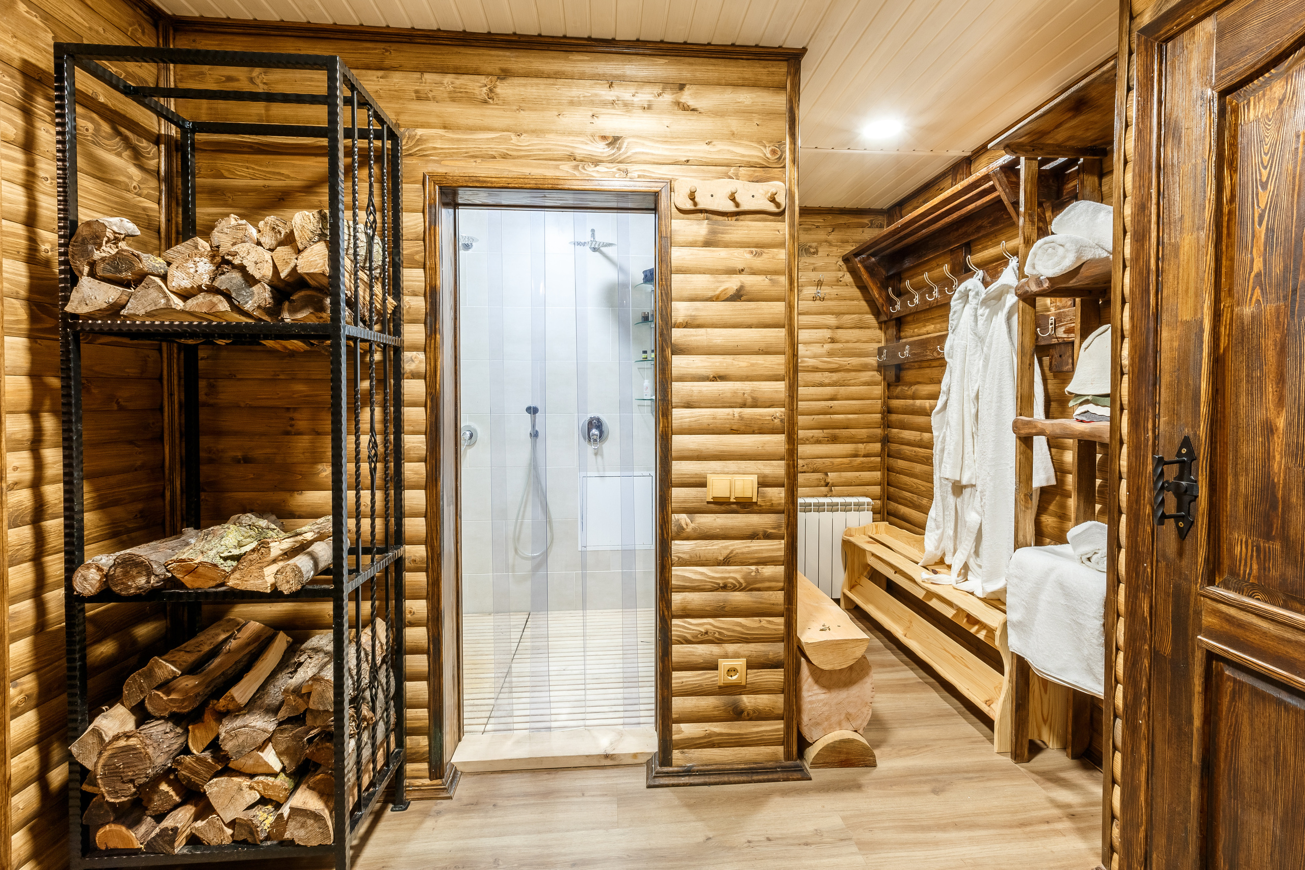 Рекламная съемка в Краснодаре. Видеограф Краснодар Анапа Сочи | Feeling Movies