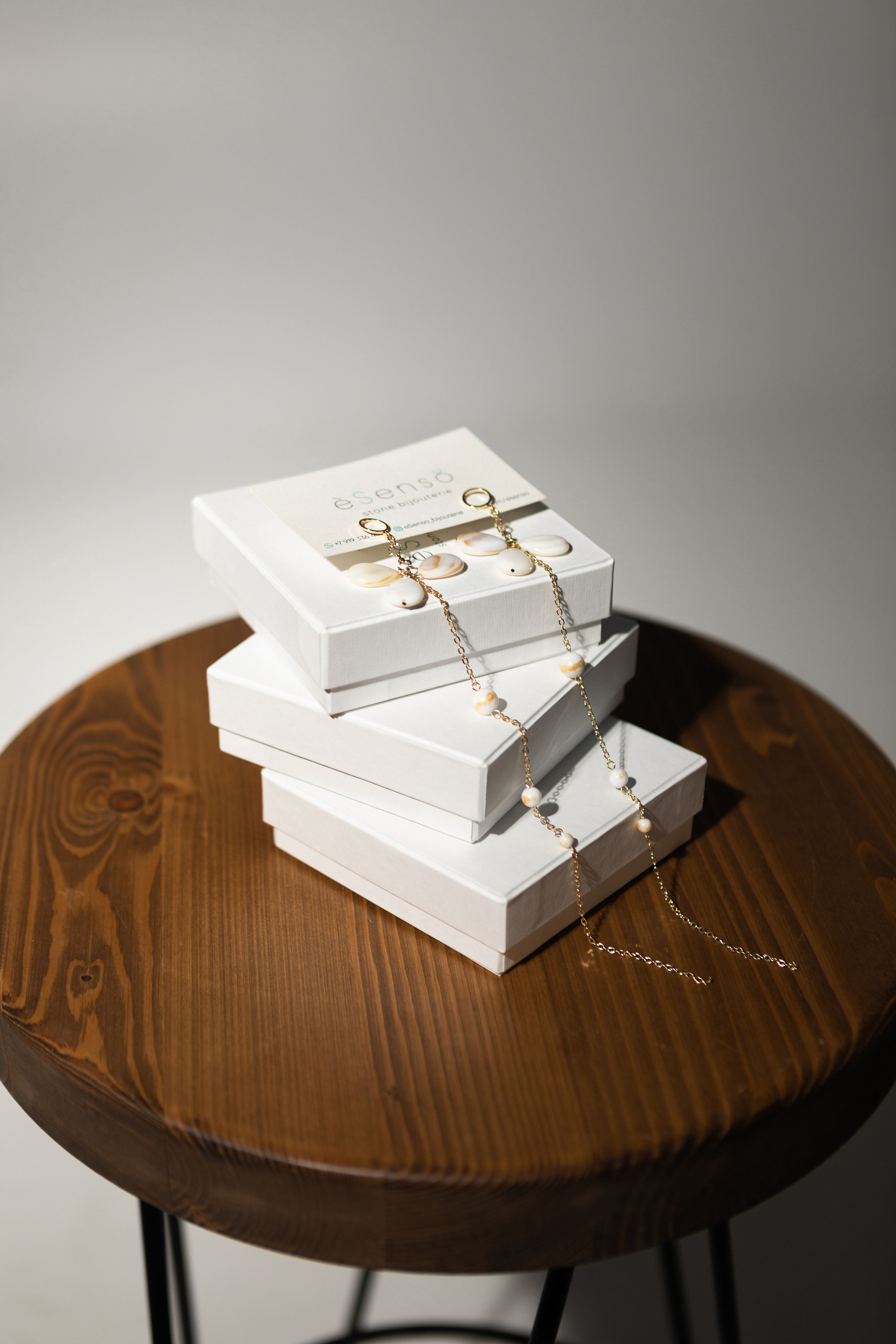 Кадры для создателя украшений. Свадебный и портретный фотограф в Миассе Филиппенко Дарья