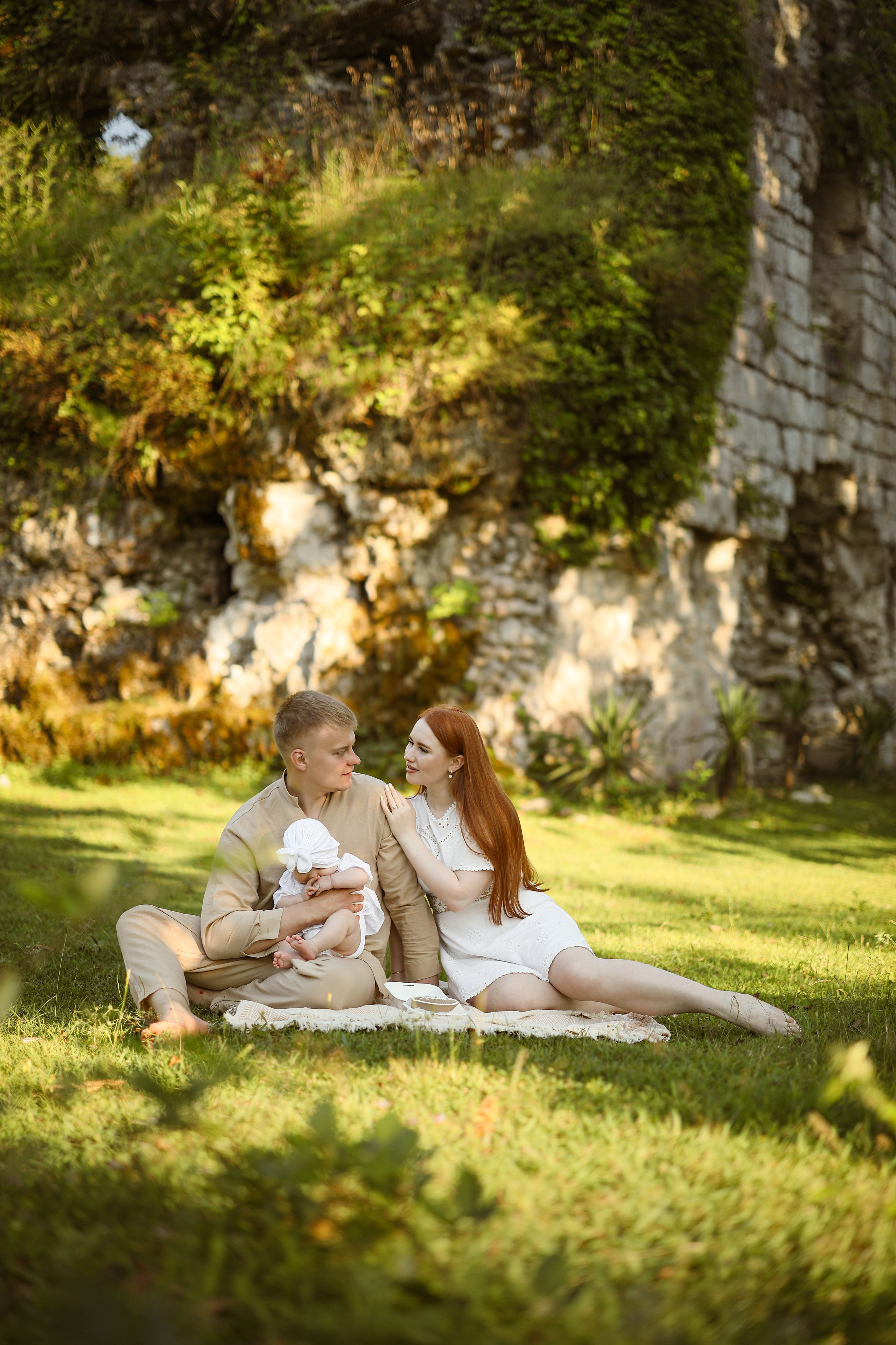 Семейная фотосессия на пляже в Абхазии. Свадебный и семейный фотограф в Абхазии Жанна Соснина