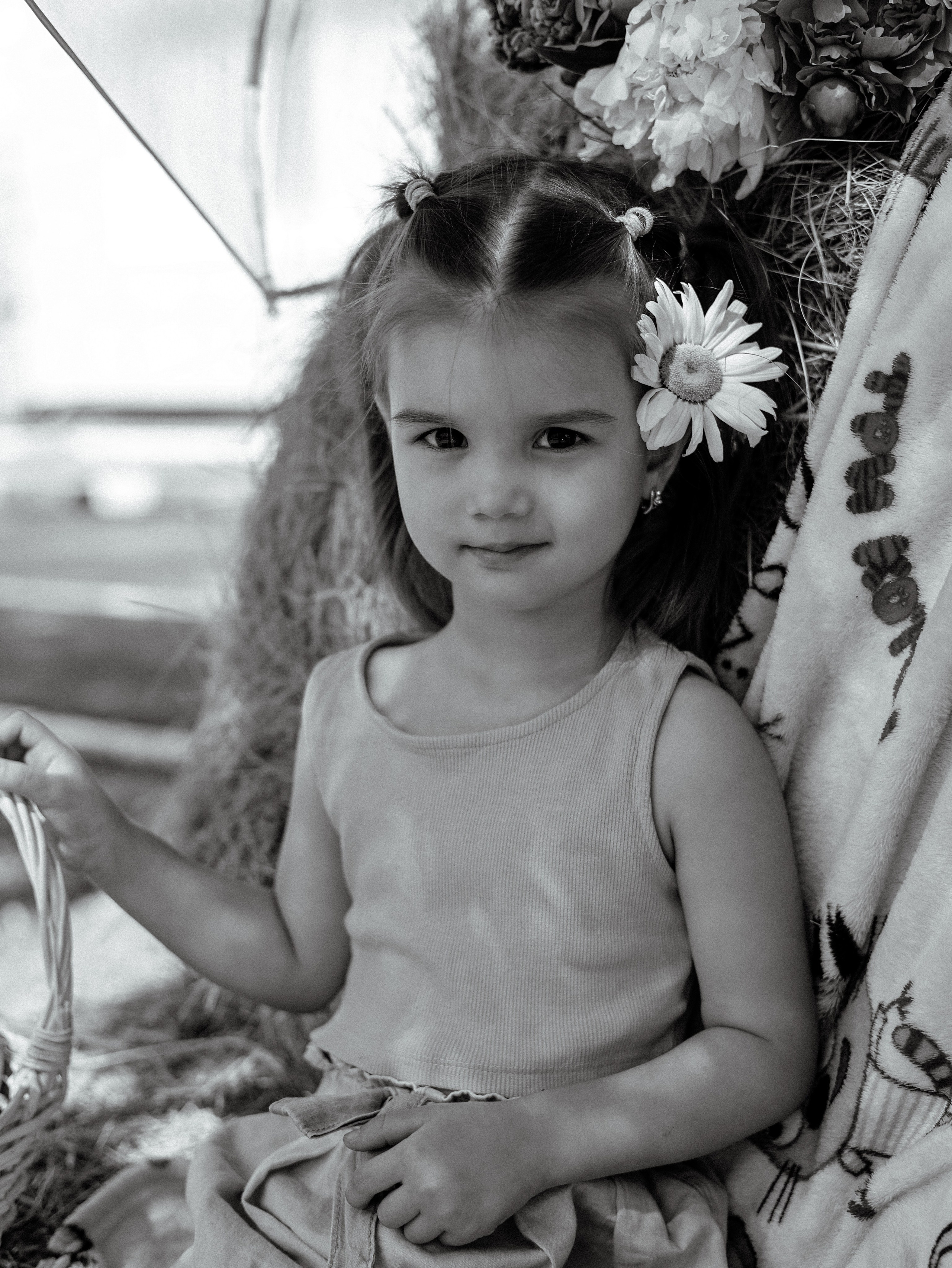 Тематическая летняя съемка в детском саду. Мания, портретный фотограф в городе Оренбург