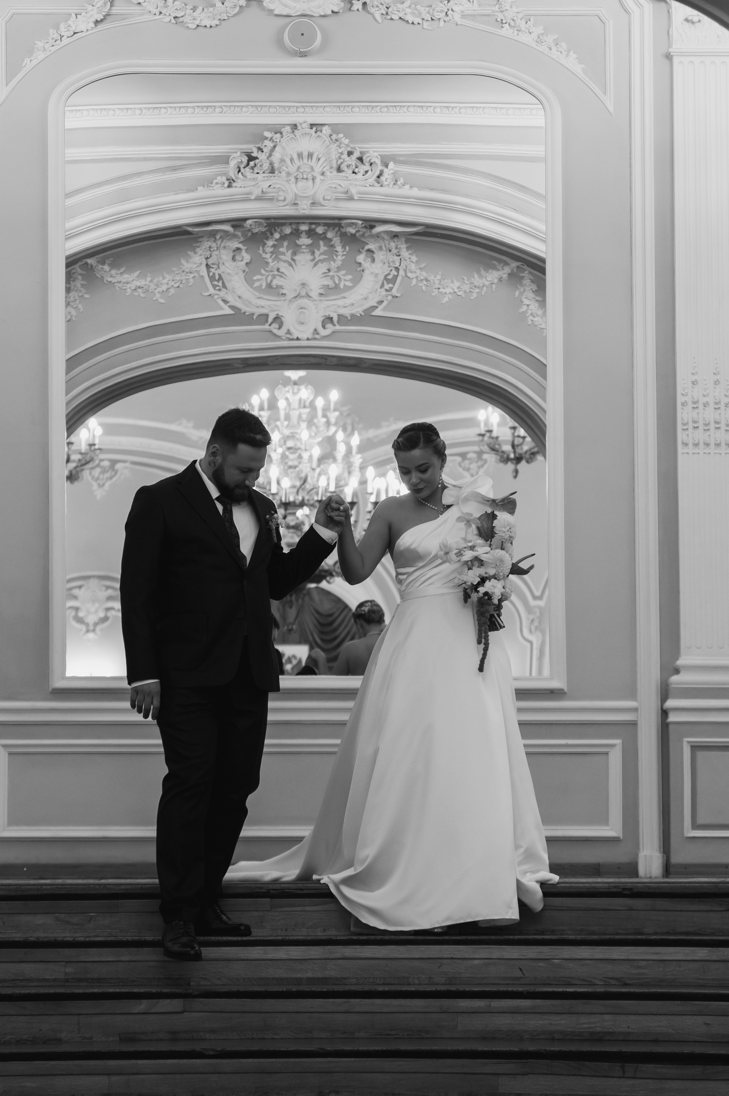 Свадебная фотосессия в фотостудии с видом на Петербург. Портретный и репортажный фотограф в Санкт-Петербурге | Валерия Кайряк