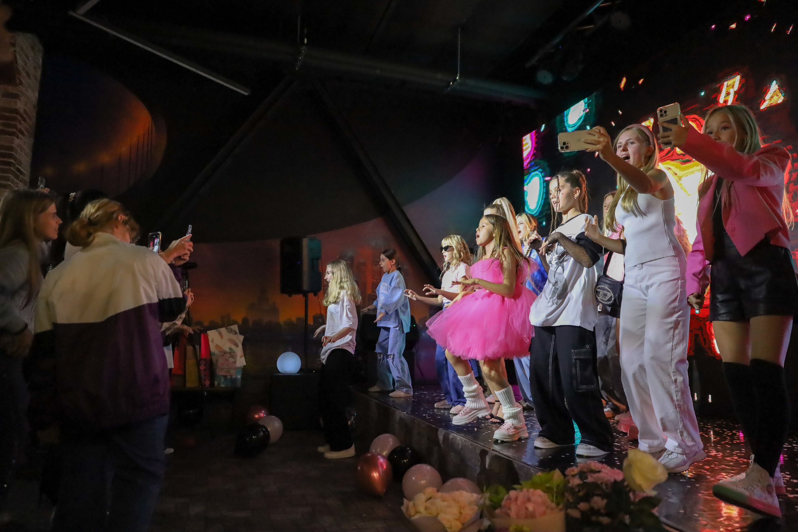 ДЕНЬ РОЖДЕНИЯ ЕВЫ В КРБ. Фотограф мероприятий Ирина Каширина