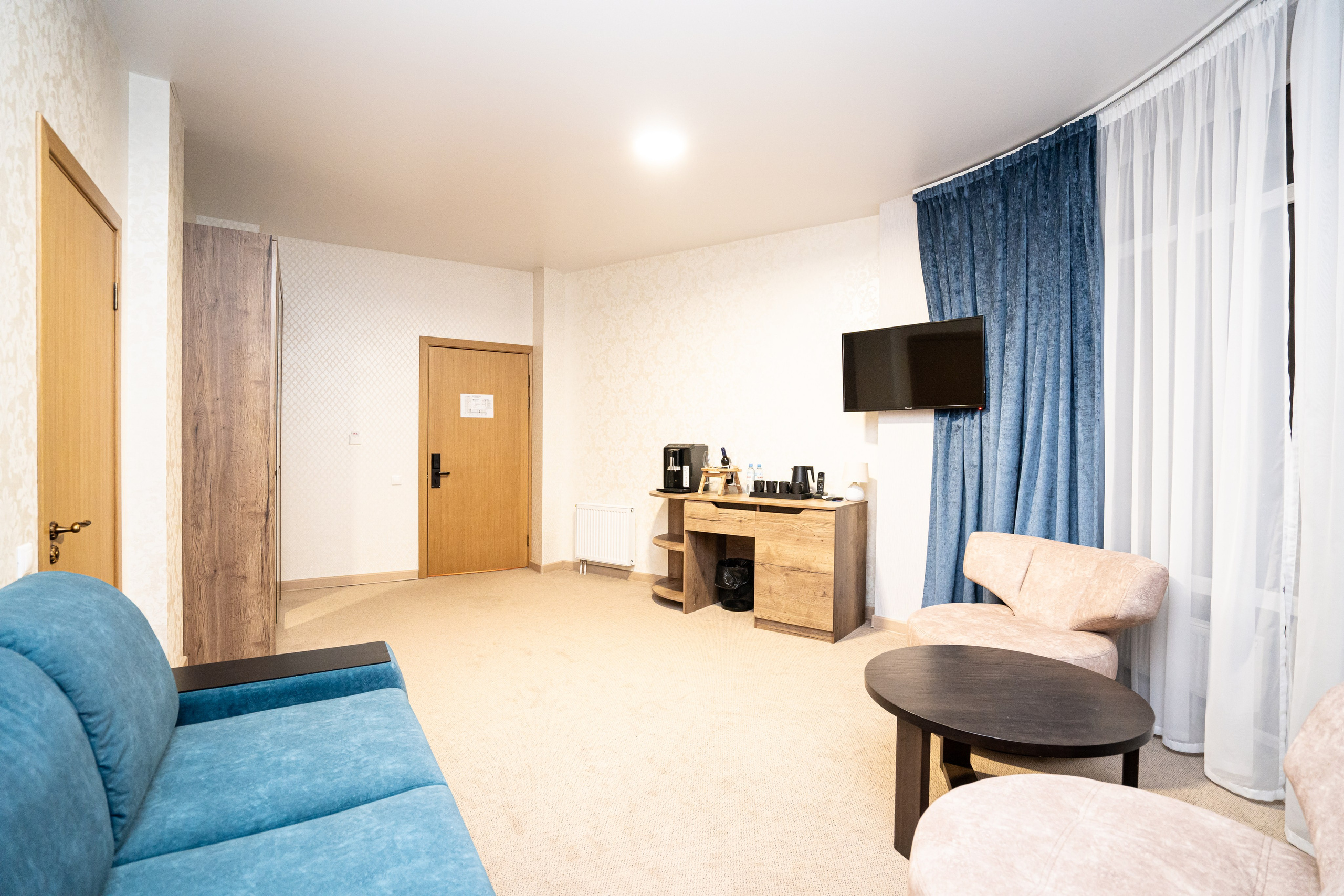 Интерьерная фотосъемка премиальных отелей Dream Hotel в Краснодаре и Анапе Профессиональная фотосъемка интерьеров отелей Dream Hotel: Красно. Шедевры для Вас! Фотограф и Видеограф в Краснодаре Пахиев Руслан