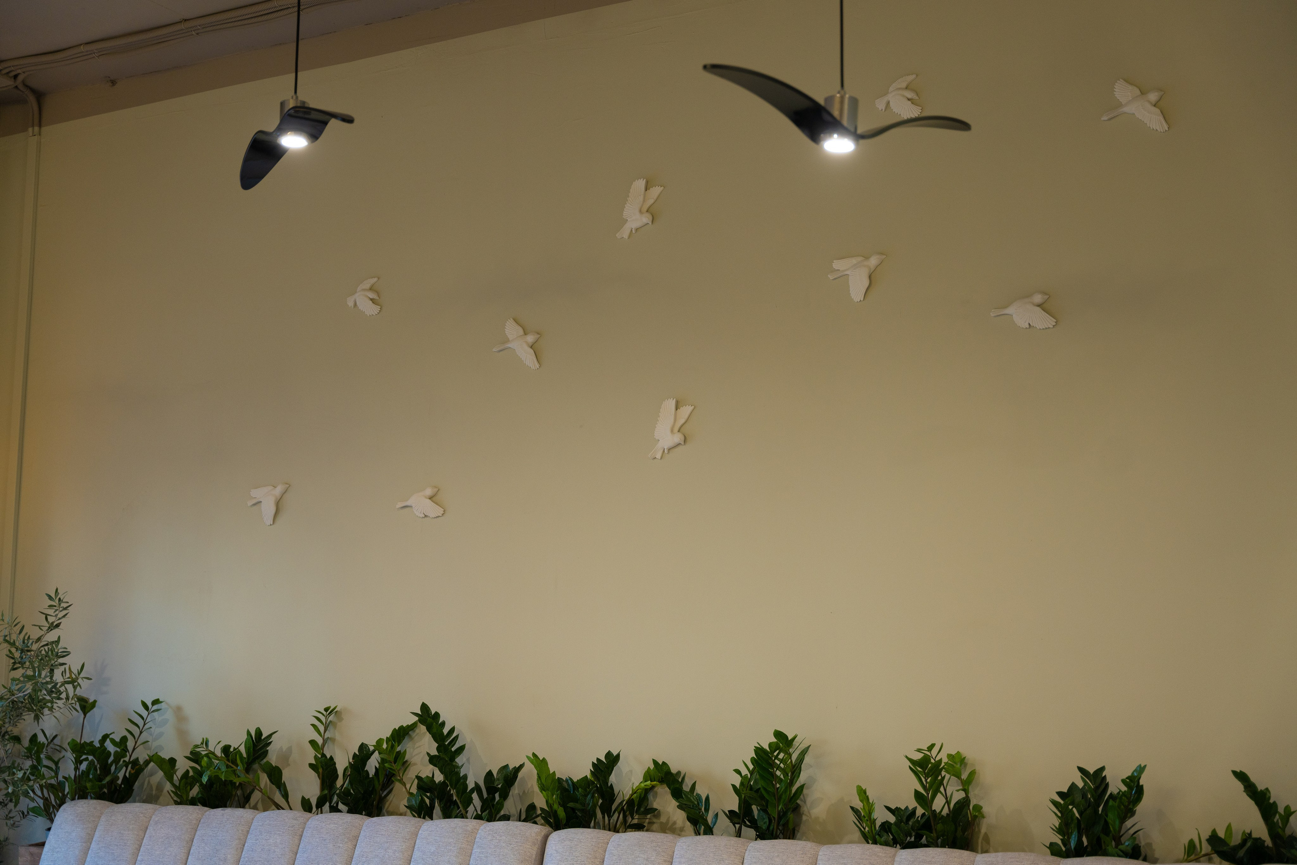 Интерьерная фотосъемка кофейни Love and Coffee — уютное место в Краснодаре Профессиональная фотосъемка интерьера кофейни в Краснодаре — Love. Шедевры для Вас! Фотограф и Видеограф в Краснодаре Пахиев Руслан