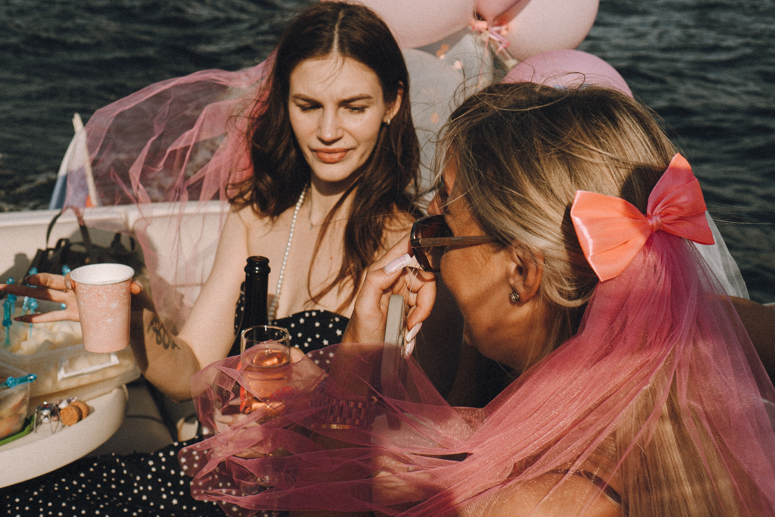 ДЕВИЧНИК НА КАТЕРЕ. Профессиональный фотограф, Санкт-Петербург — Виктория Богомолова