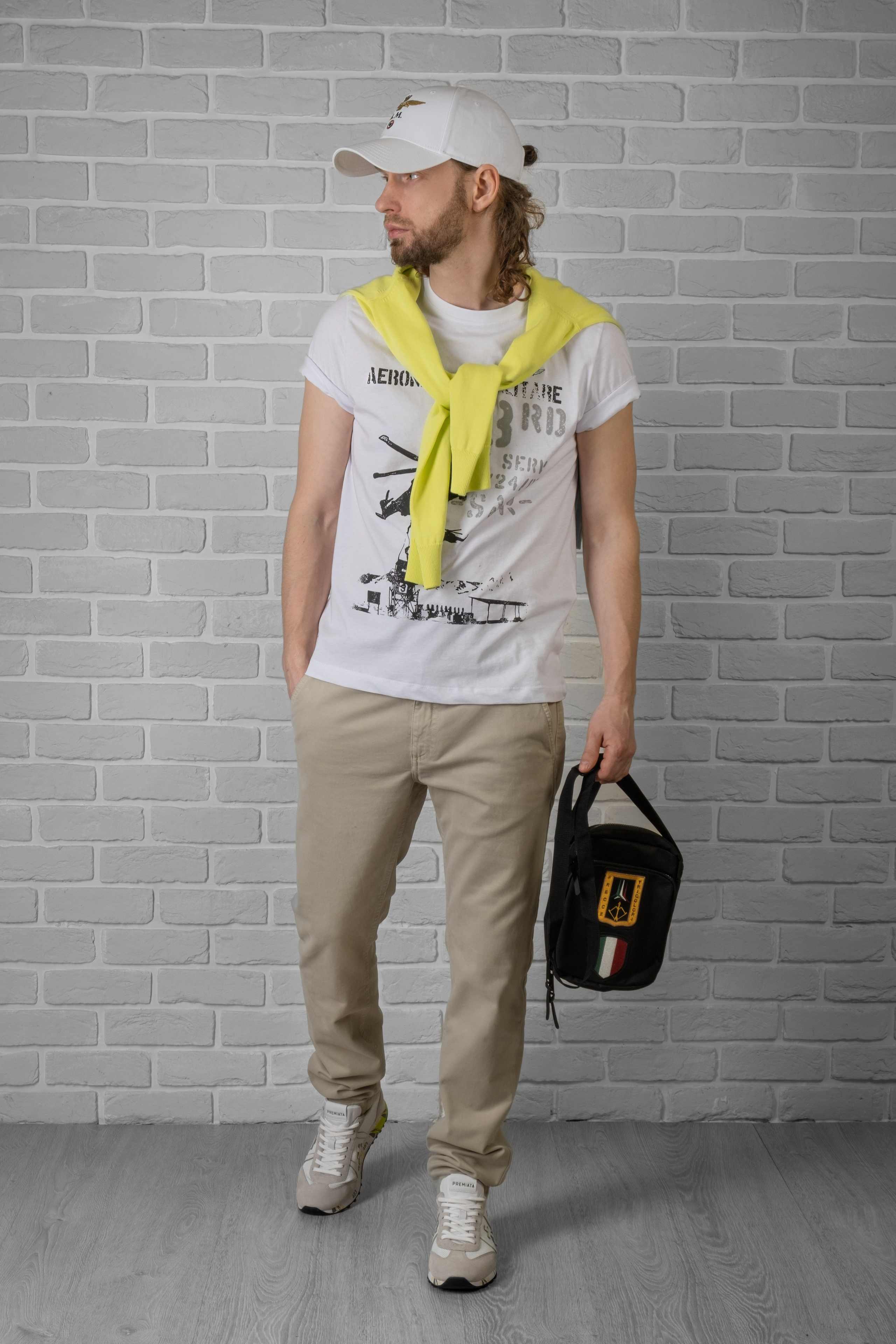 Имиджевая съёмка одежды. Предметный фотограф в Симферополе Антон Катунин