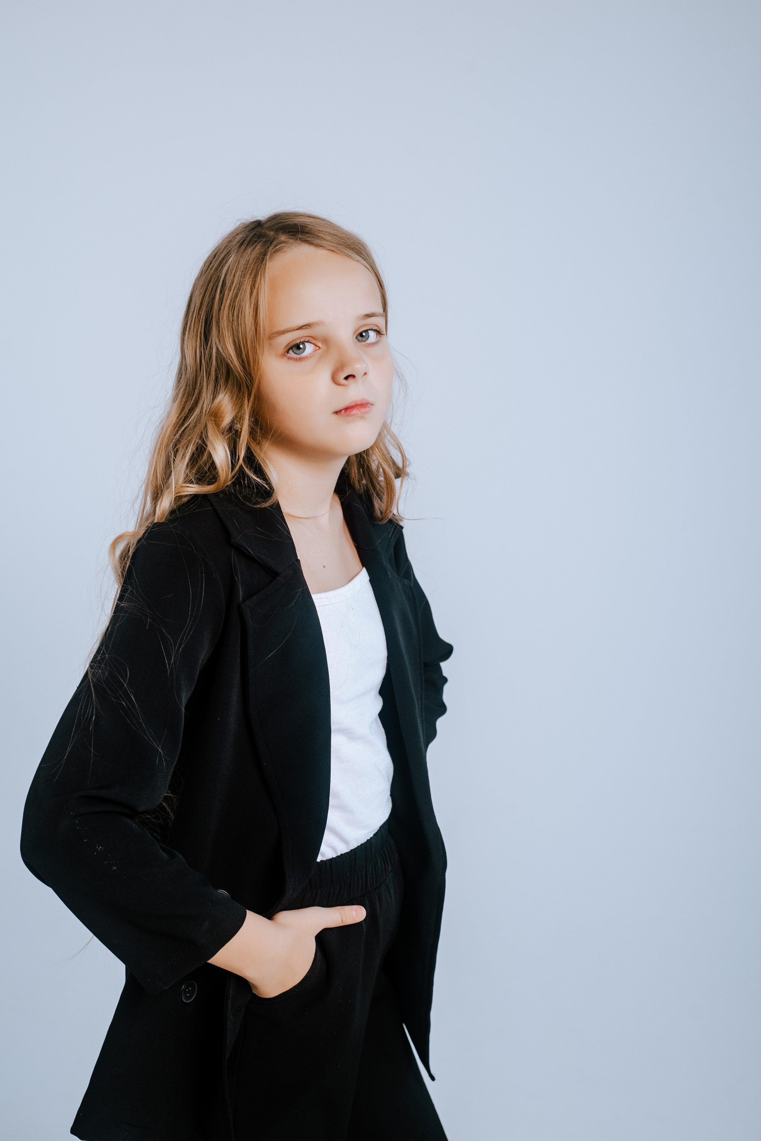 4Б — школа № 1. Фотограф Ярмишко Дарья. Выпускные фотокниги