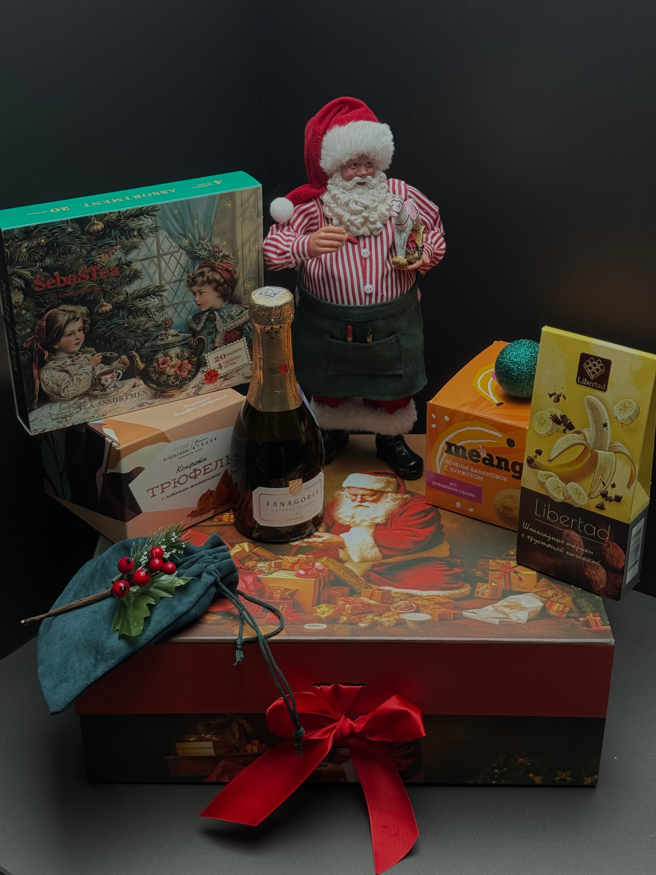 «Санта — художник (2)». Студия подарочных наборов «Владия»