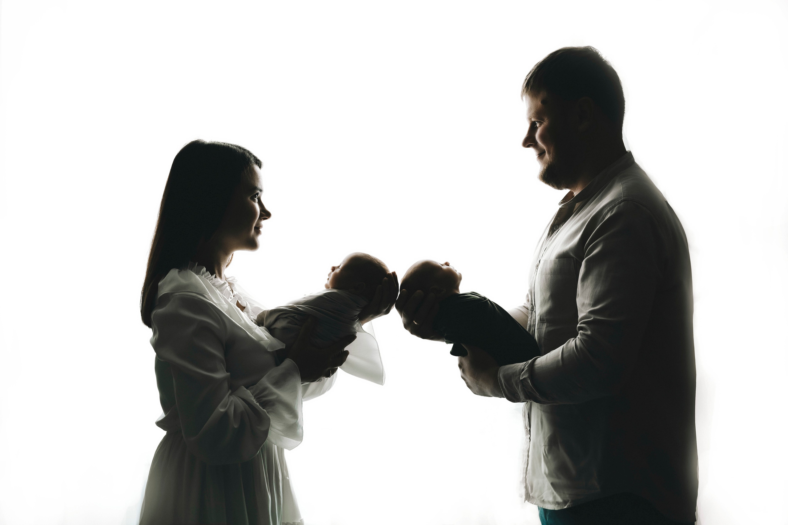 идеи для фотосессии новорожденных близнецов