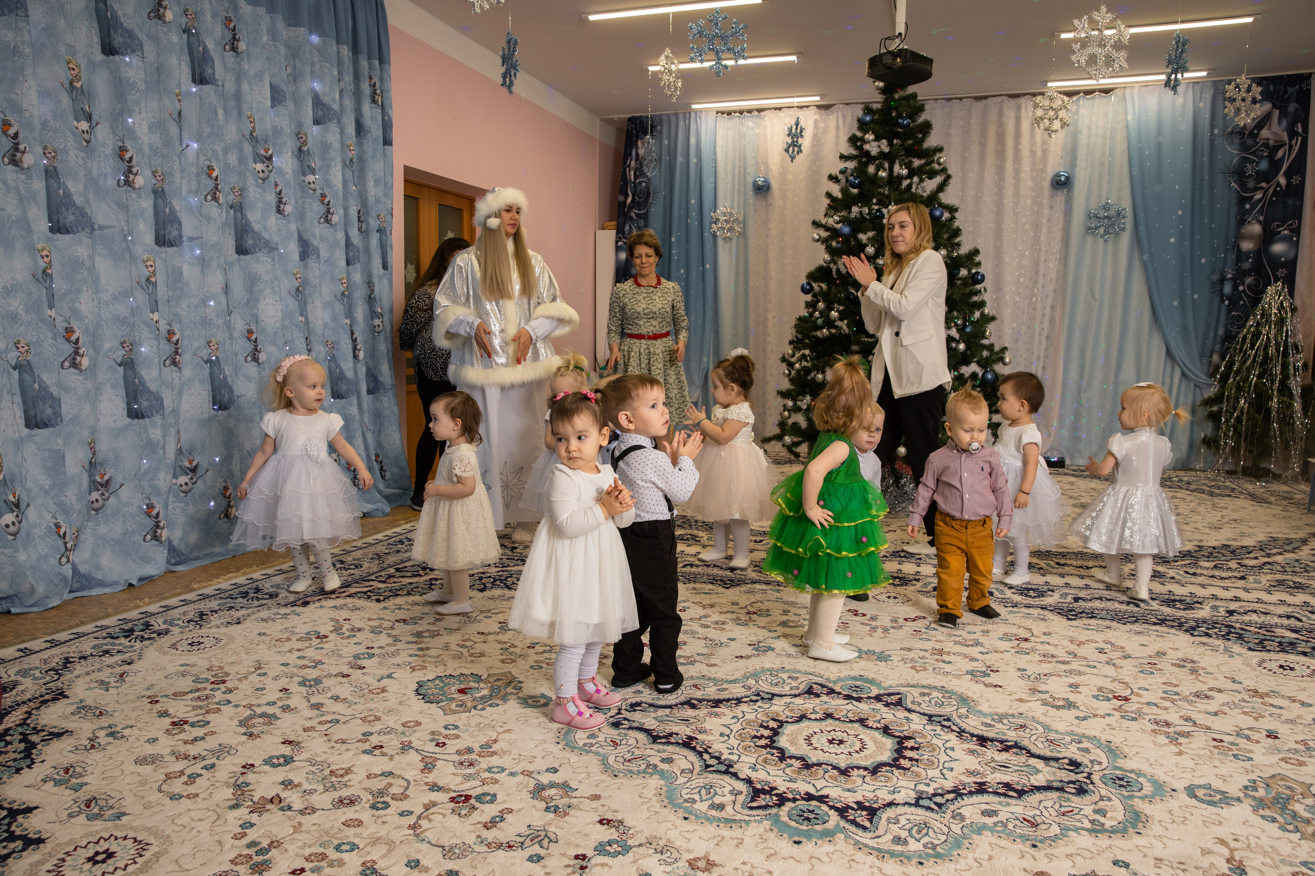 Новогодний утренник Успех. Фотограф в Железнодорожном и Балашихе