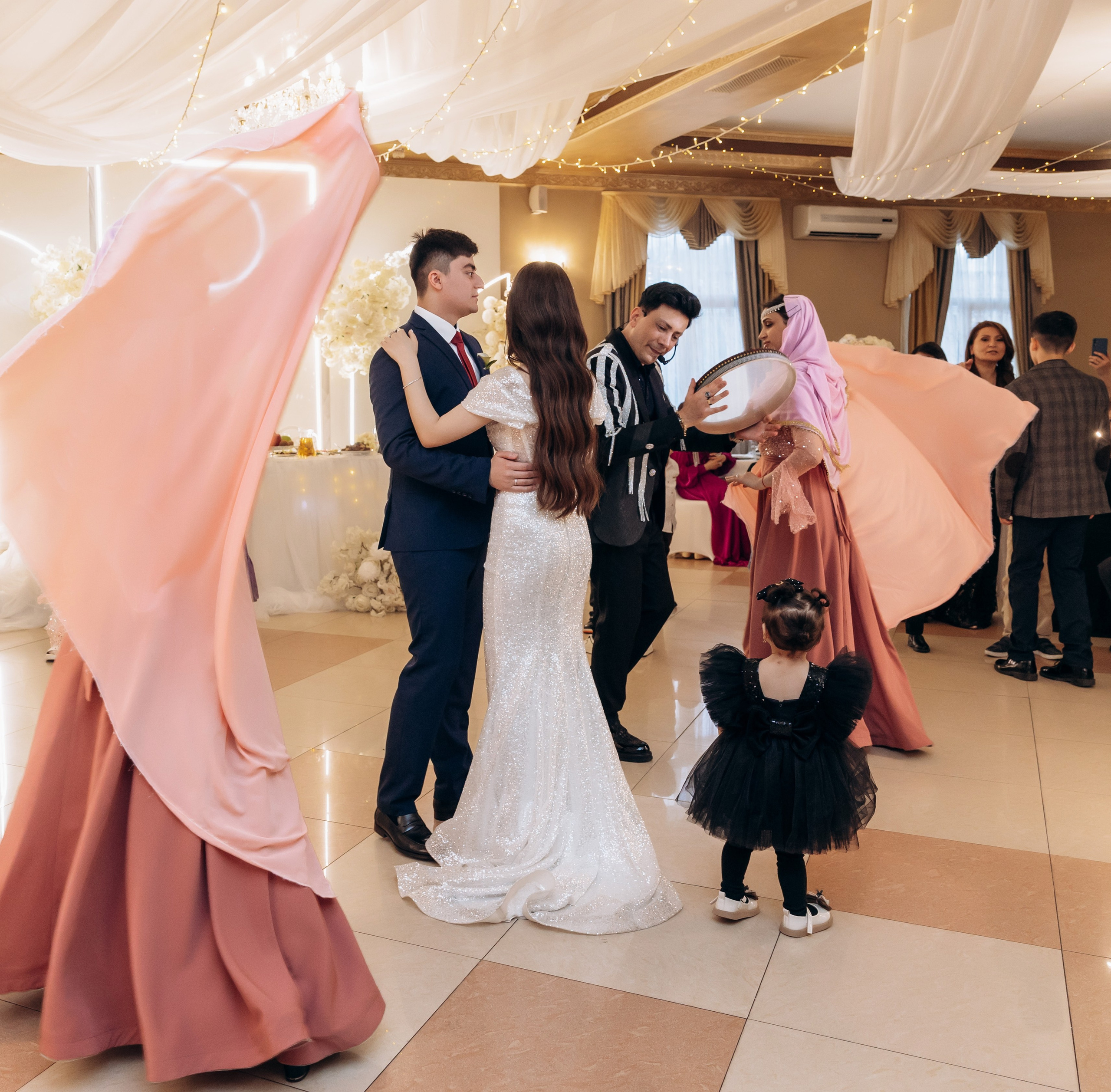 Асим Зейнаб 20 апреля 2024. Фотограф в Калининграде свадебная фотография, репортажная, фотосессии