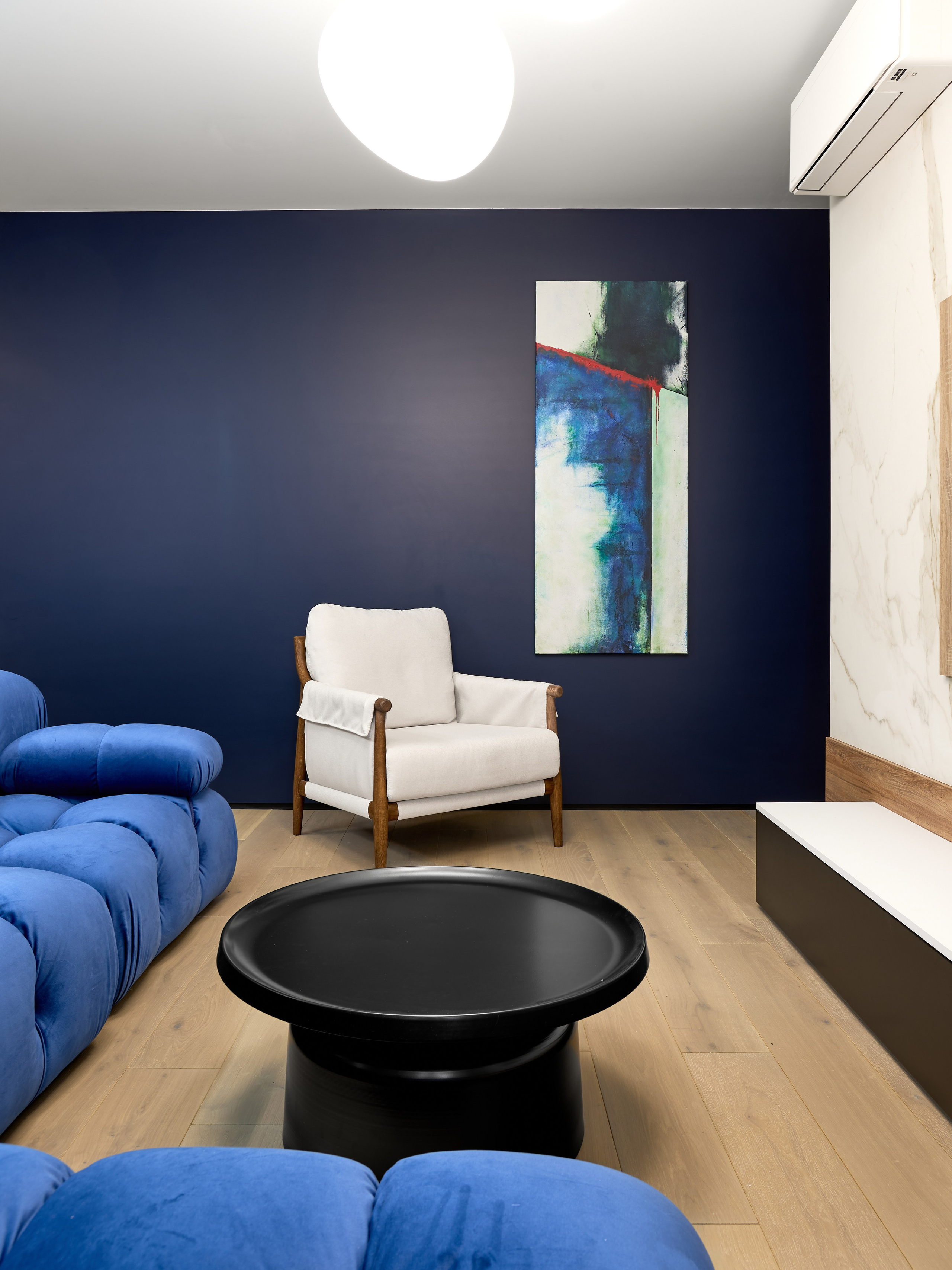 Ремонт под ключ Raevsky. Автомобильный и интерьерный фотограф в Минске Александр Тагаев