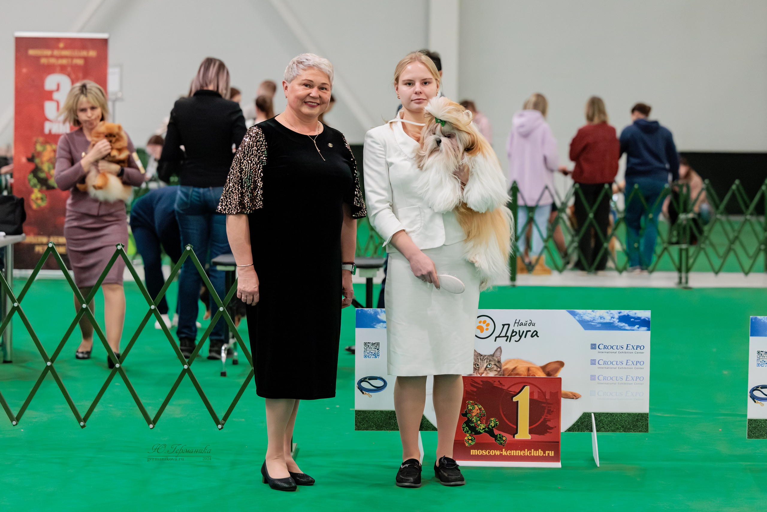 Крокус 21.12.2024,Сфера 29.12.2024. Фотограф-анималист Юлия Германика