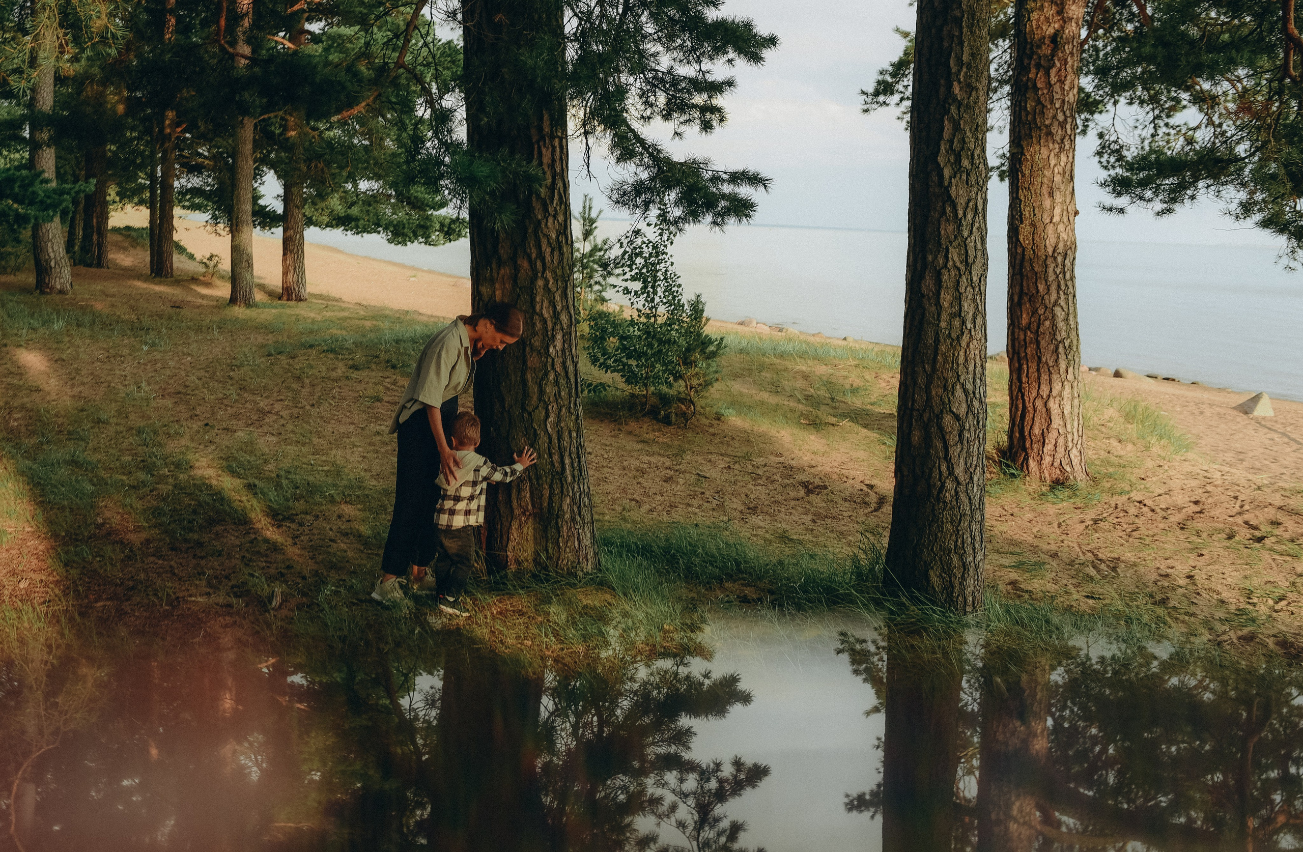 Фотопрогулка мама и сын. Екатерина и Илай. Семейный и свадебный фотограф в Санкт-Петербурге Яна