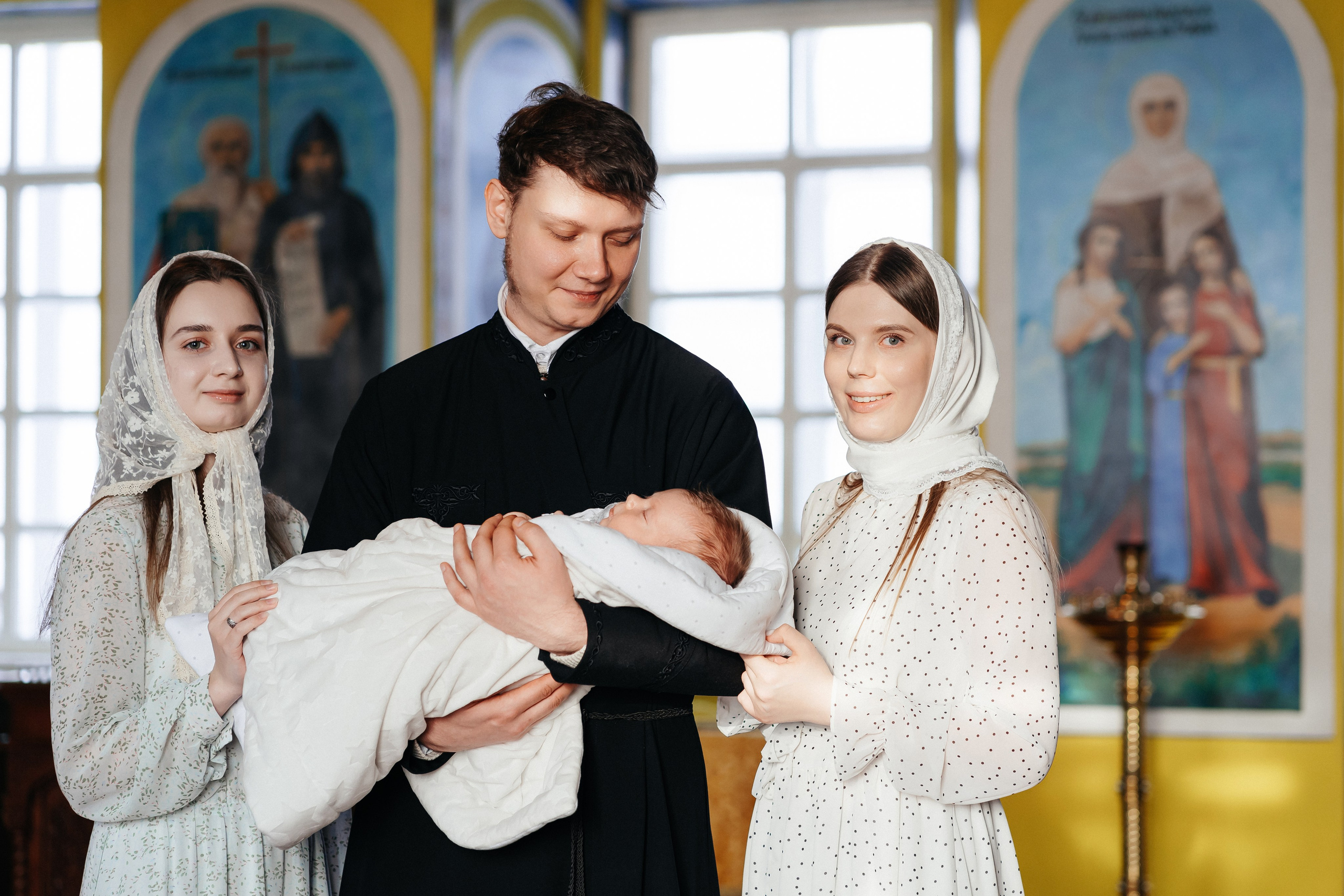 Фотосъемка крещения. Фотограф Ким Наталья в Красноярске