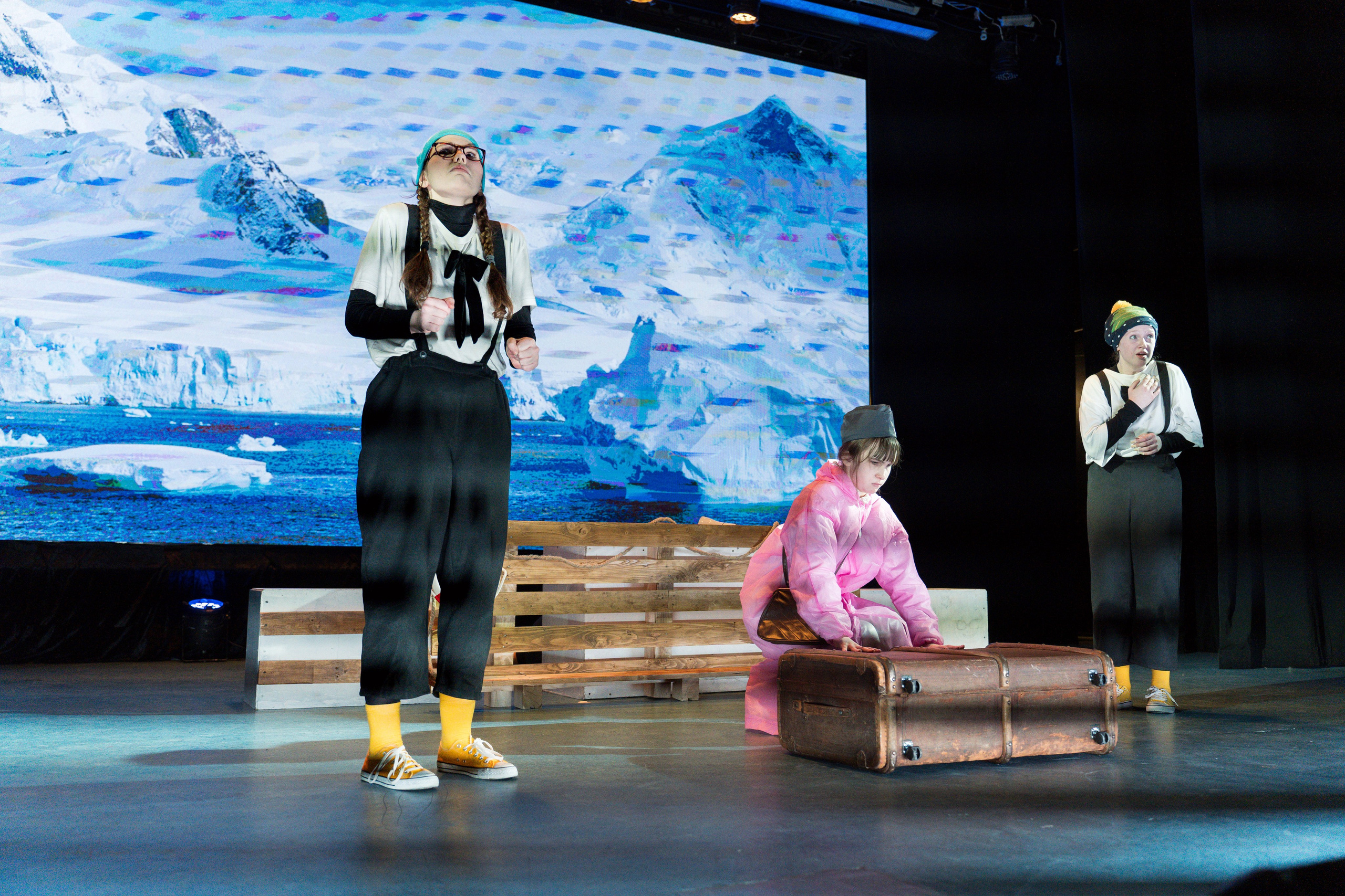 Спектакль «У ковчега в восемь». Репортажная съёмка в Санкт-Петербурге, Константин Петров