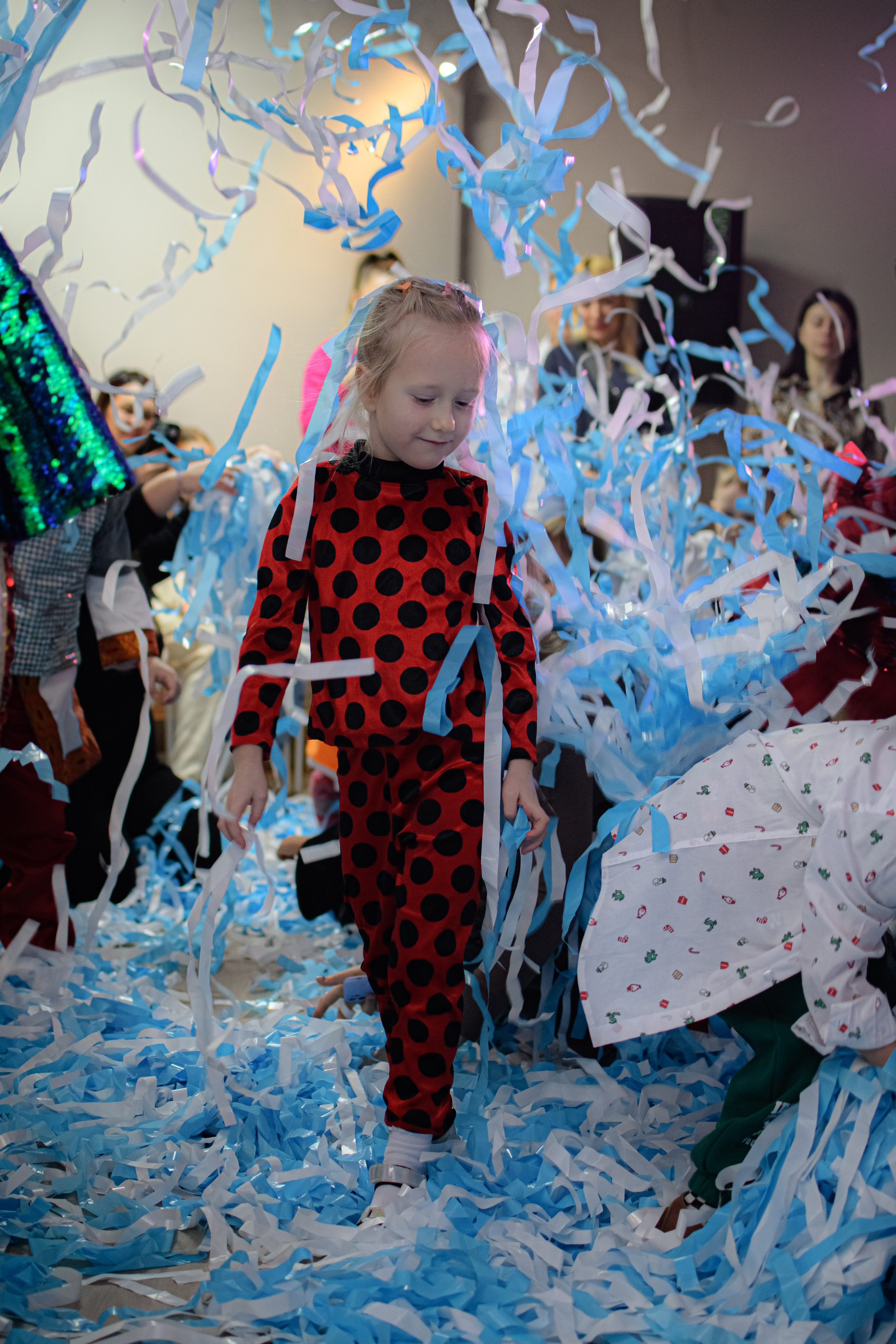 HAPPY NEW YEAR. Photokarish