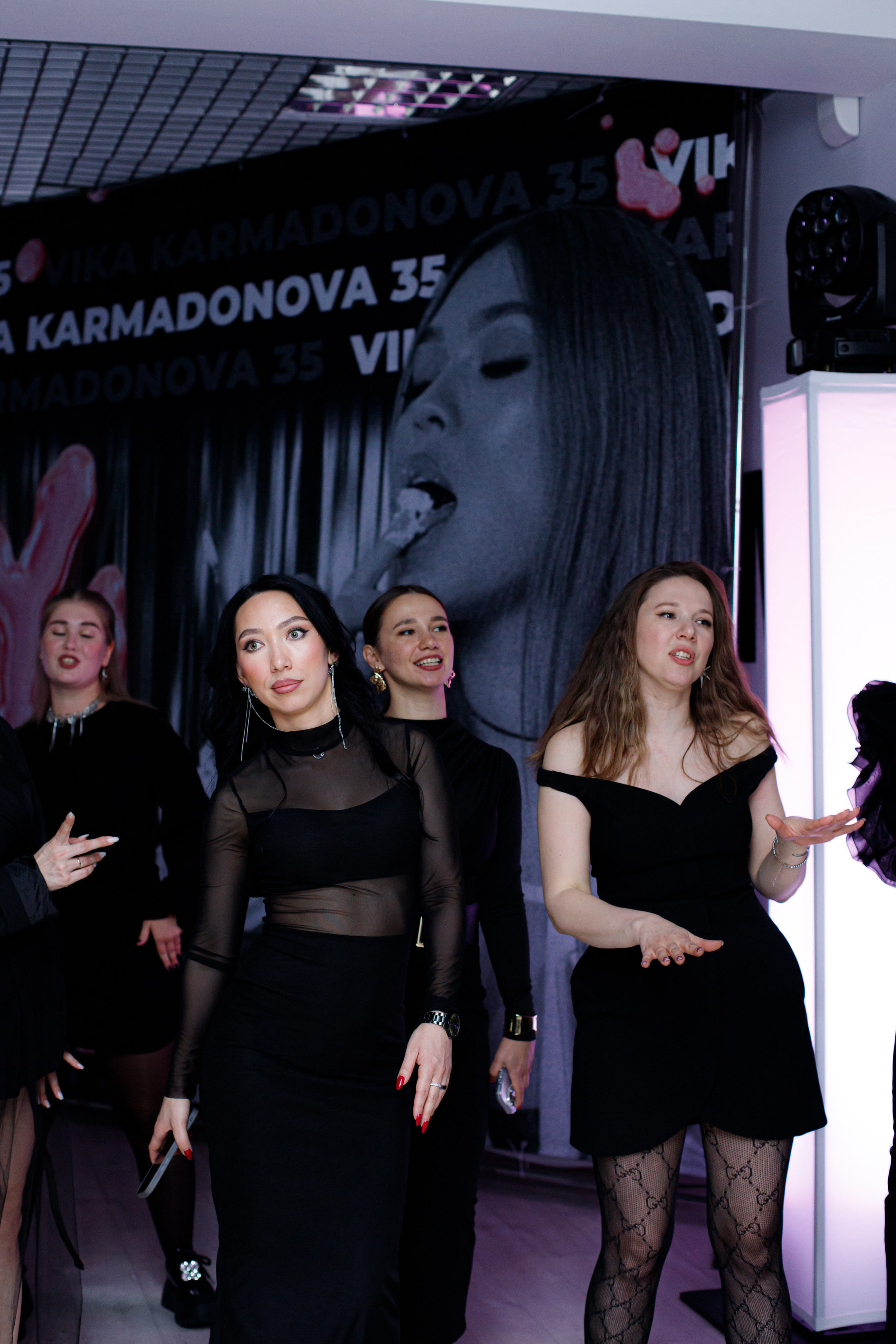 VIKA KARMADONOVA. Photokarish