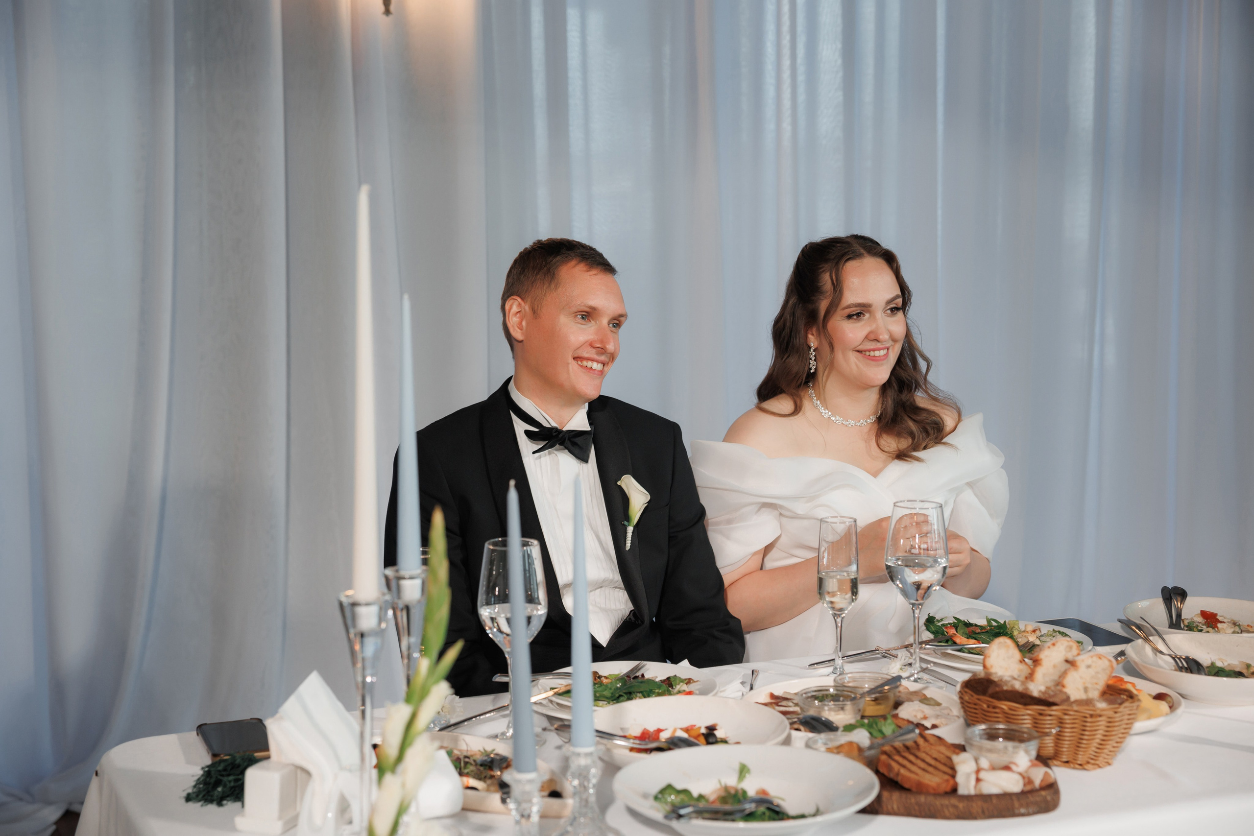 Свадебная фотосессия в отеле Сенешаль. Свадебный и репортажный фотограф (Москва, Королев и другие)