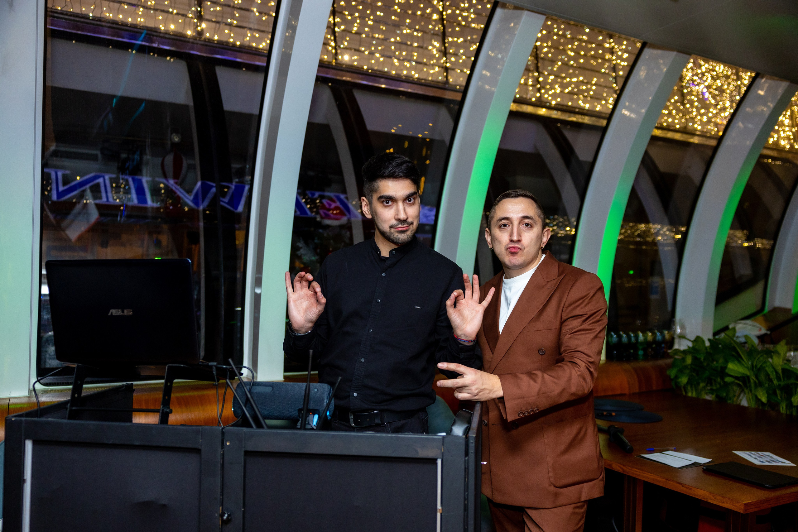 Корпоратив на теплоходе. Дарья Бухреева — фотограф, видеограф и фототерапевт. Москва и мир