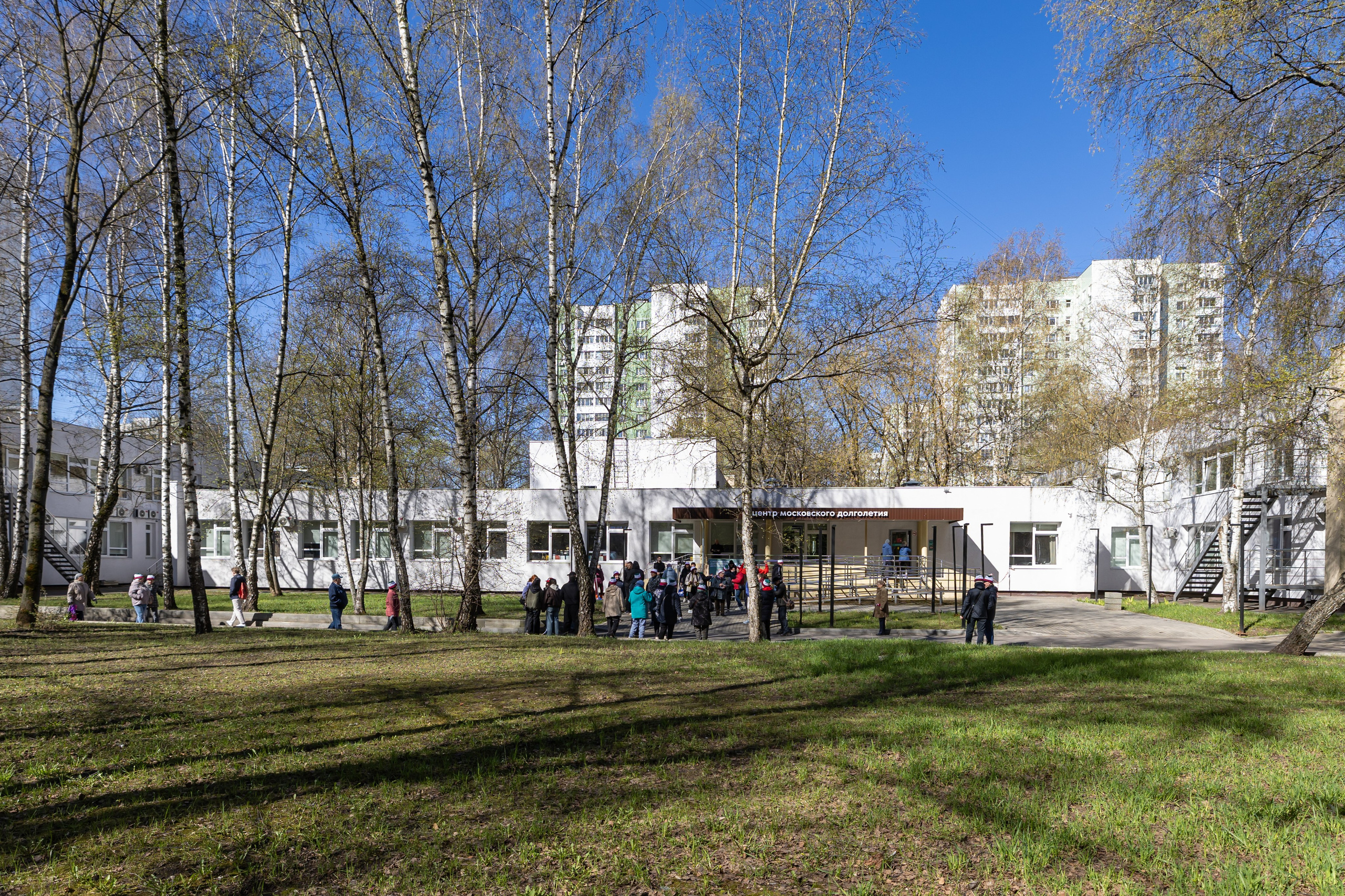 «Субботник поколений». Фотограф Владимир Охрименко