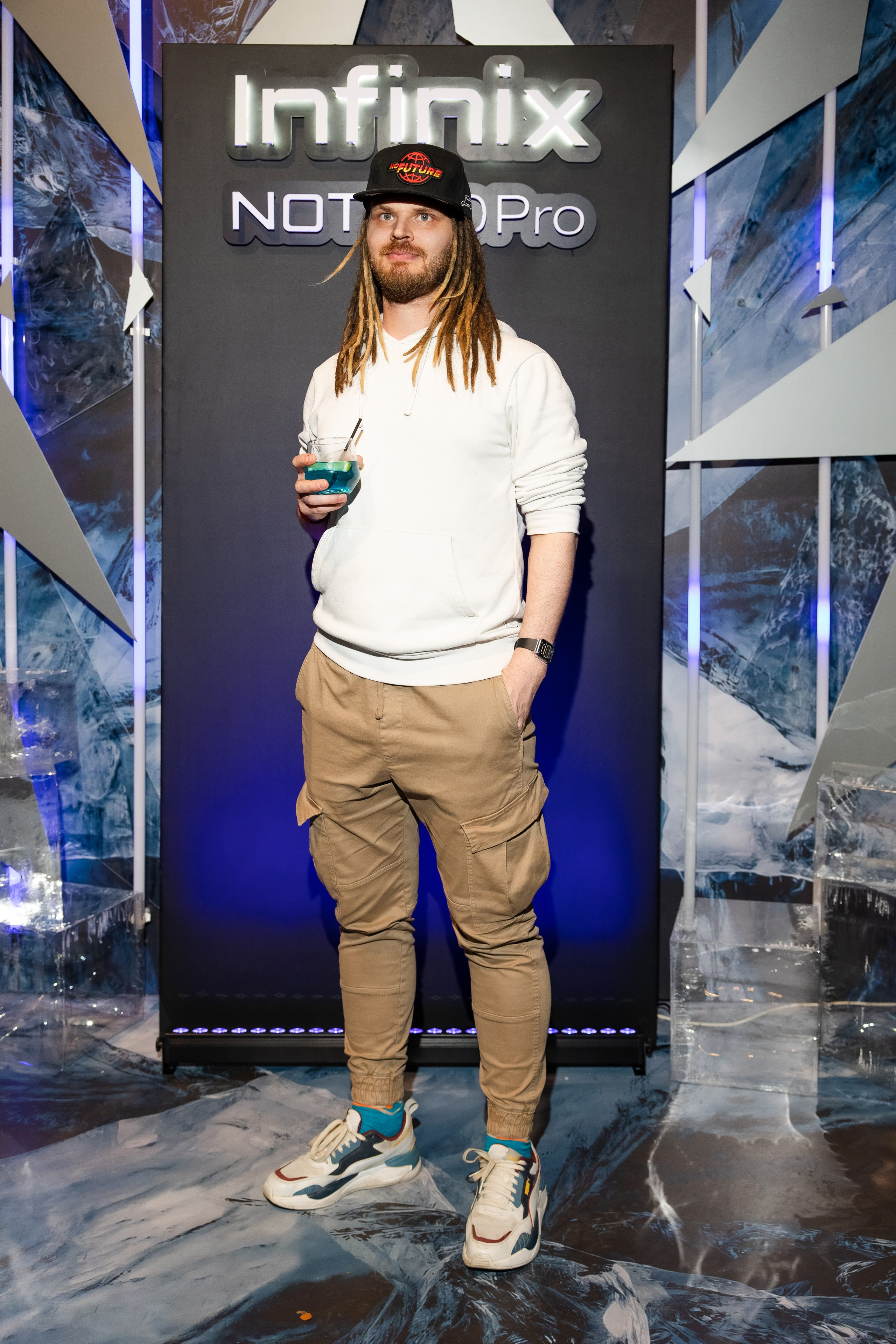 Презентация Infinix. Свадебный репортажный фотограф в Москве