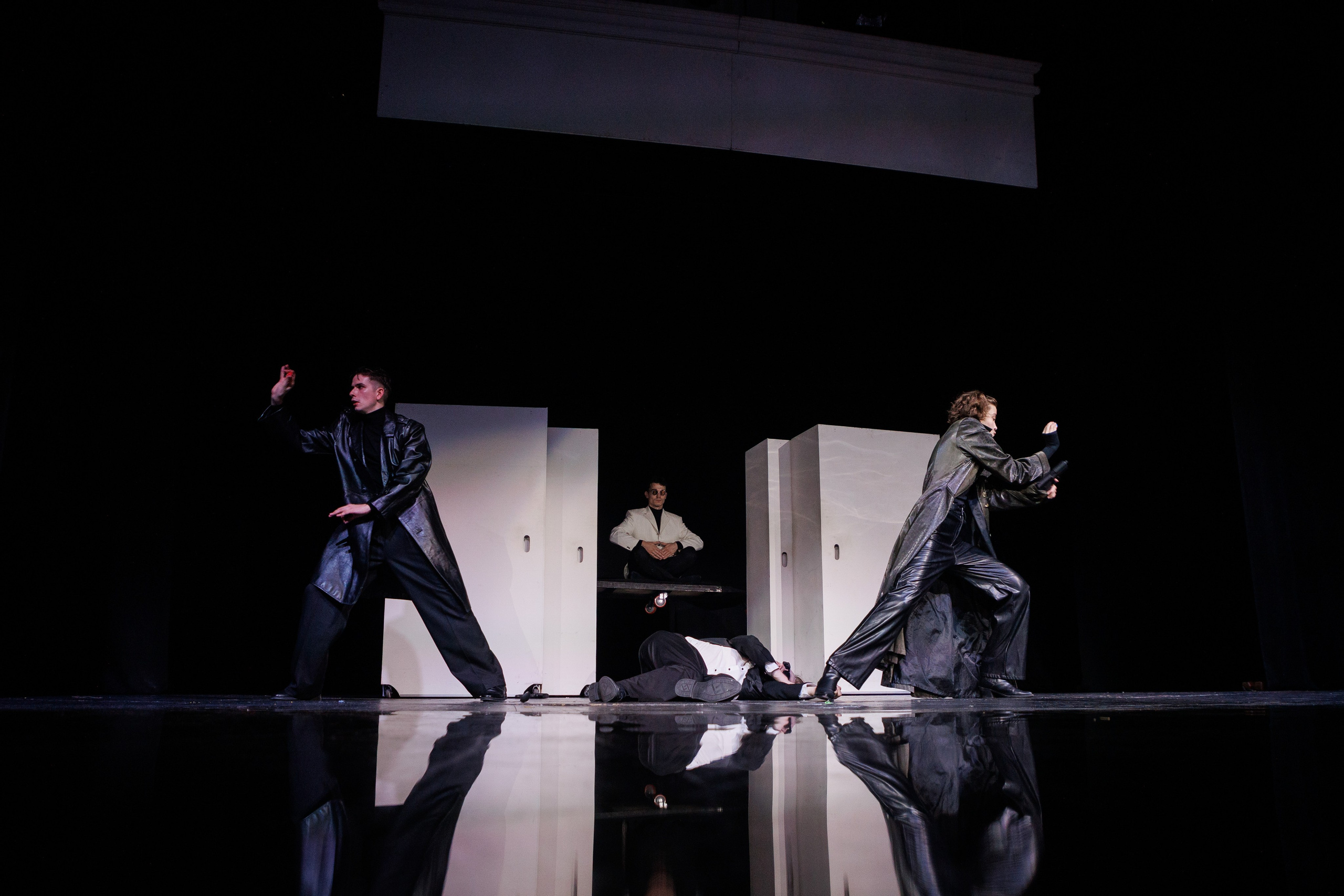 МХАТ. Новый квадрат. Фотограф городских и семейных событий Артем Карпухин