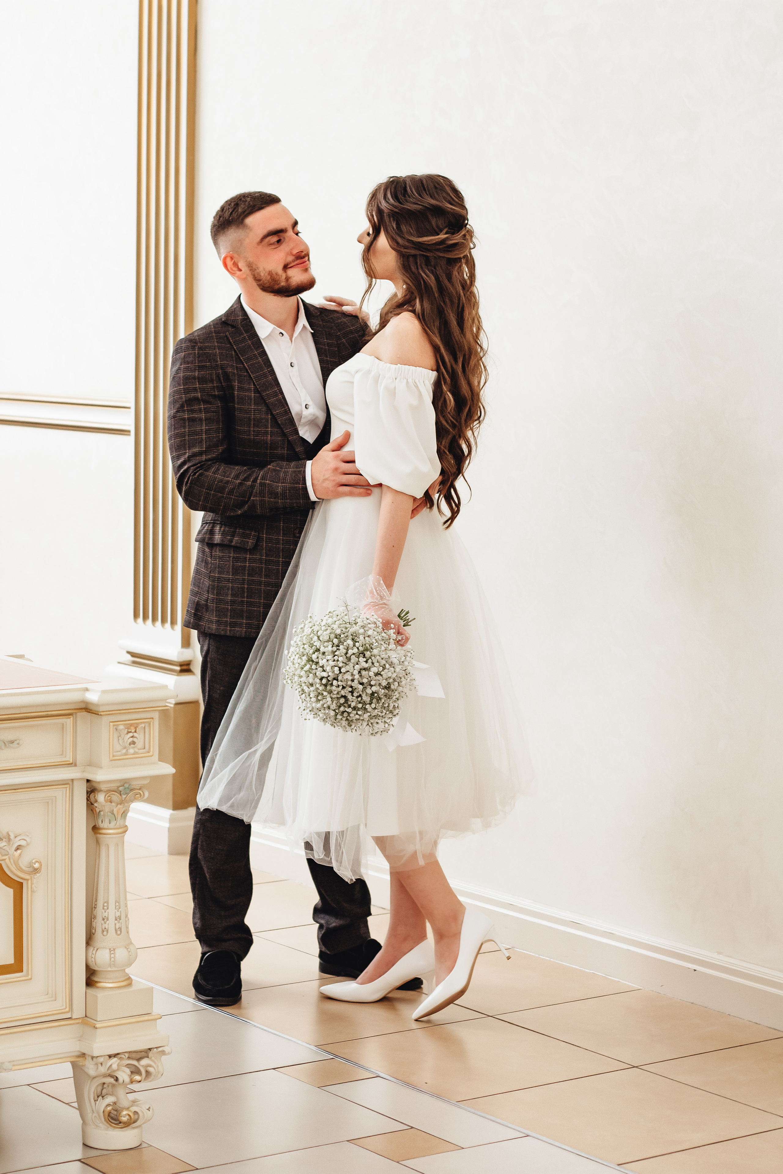 Артур и Зоя. Загс и прогулка. Фотограф Мария Новоселова. Сургут