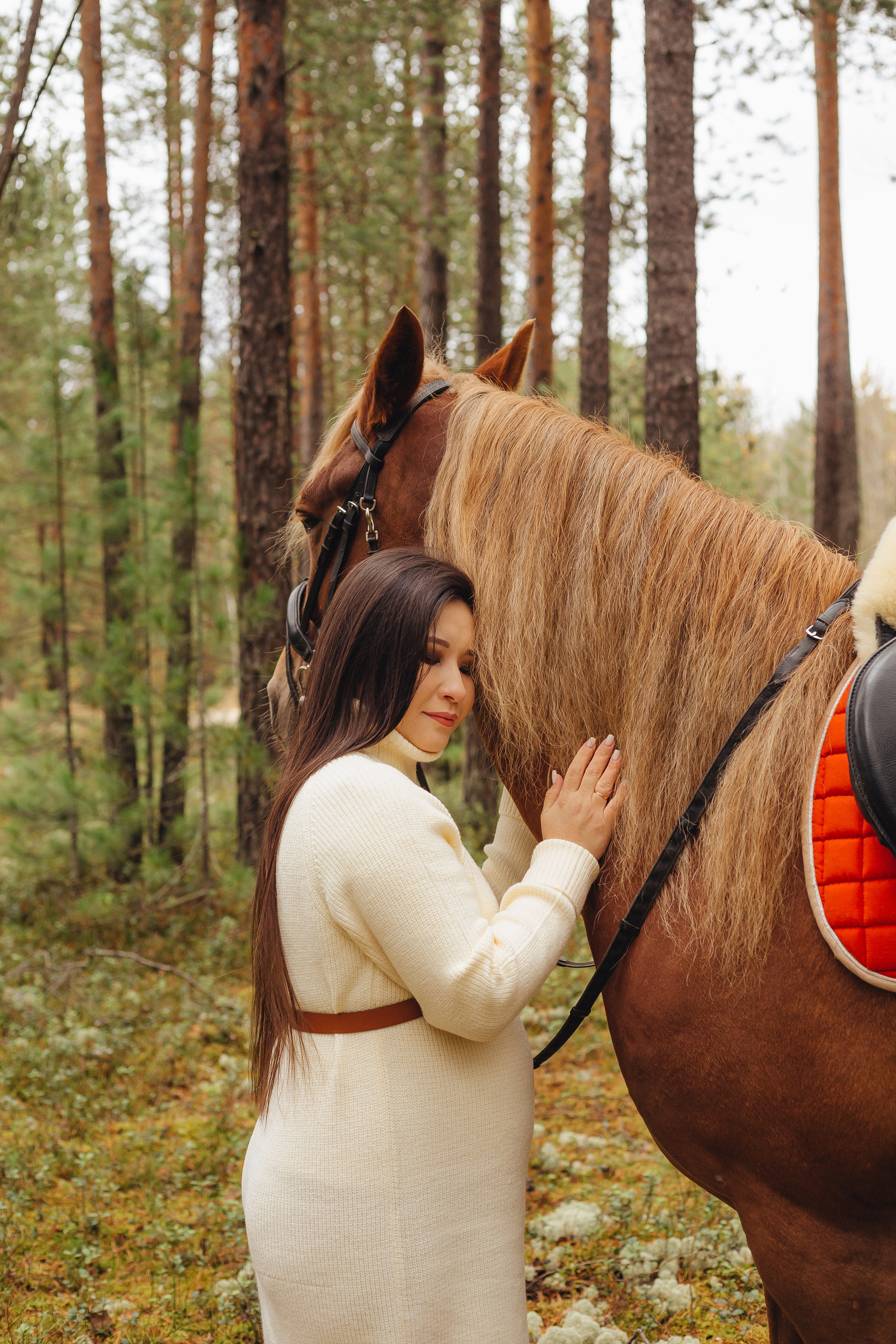 Прогулка с лошадью. Фотограф Мария Новоселова. Сургут