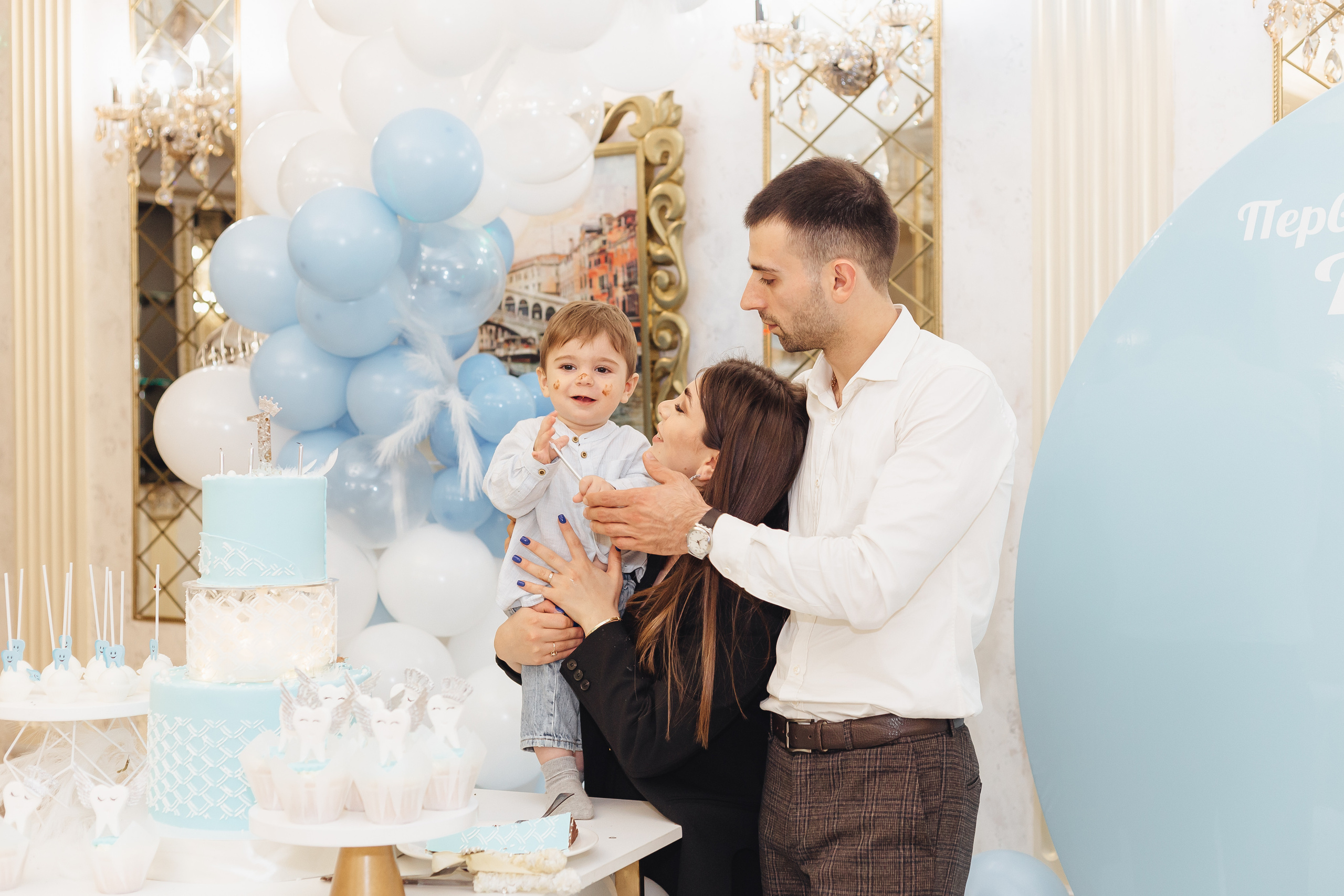 Годик и первый зубик. Фотограф Мария Новоселова. Сургут