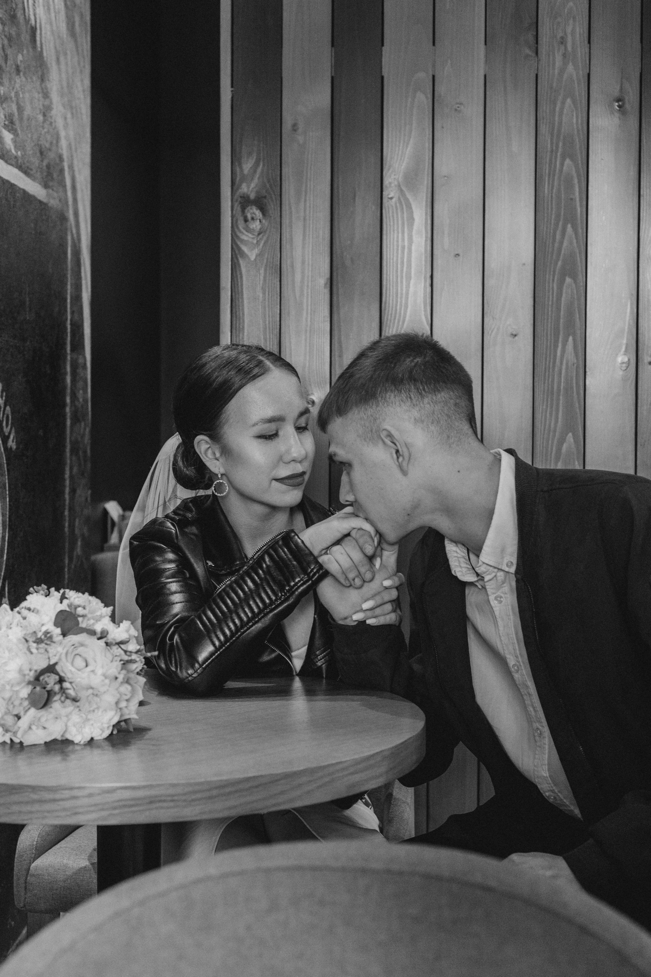 Саша и Элина. Прогулка. Новин квартал. Фотограф Мария Новоселова. Сургут