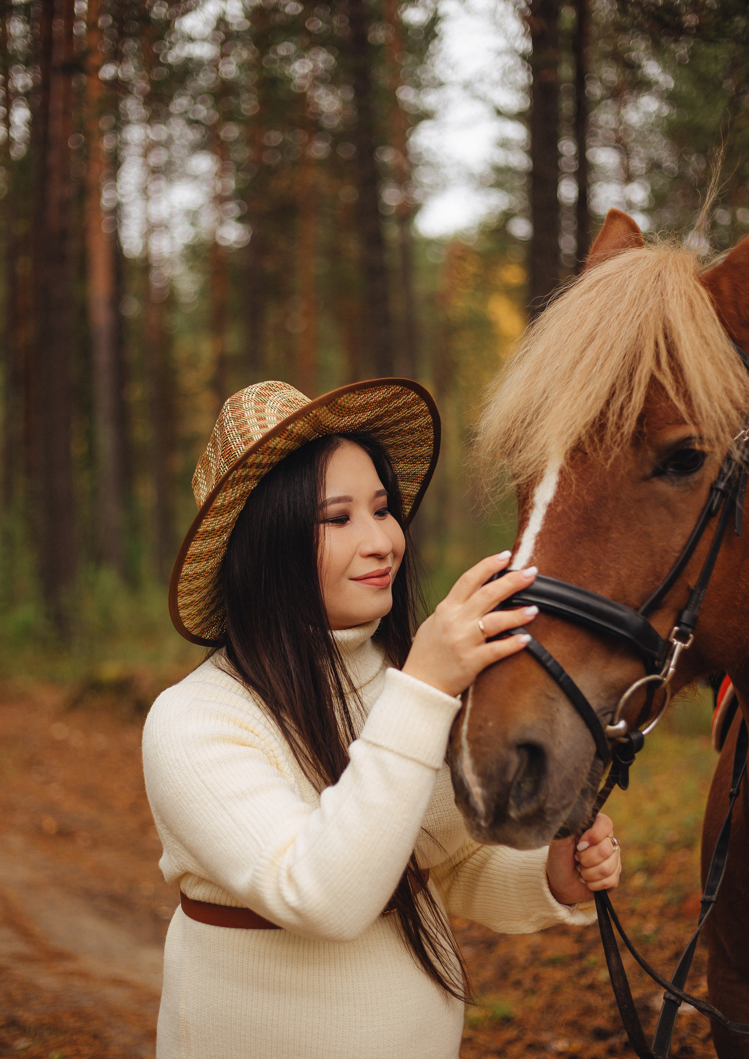 Прогулка с лошадью. Фотограф Мария Новоселова. Сургут